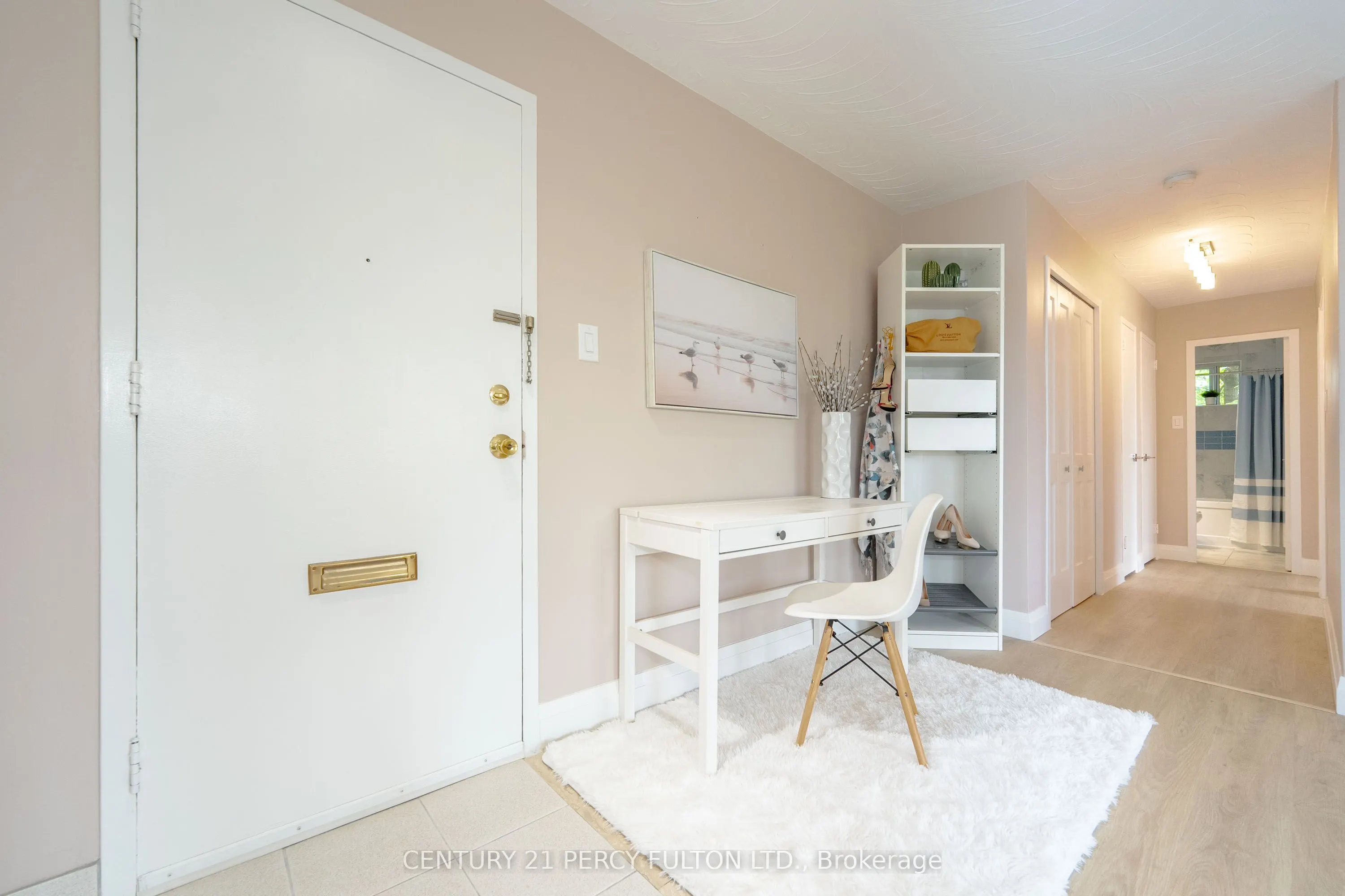 800 Kennedy Road, #212