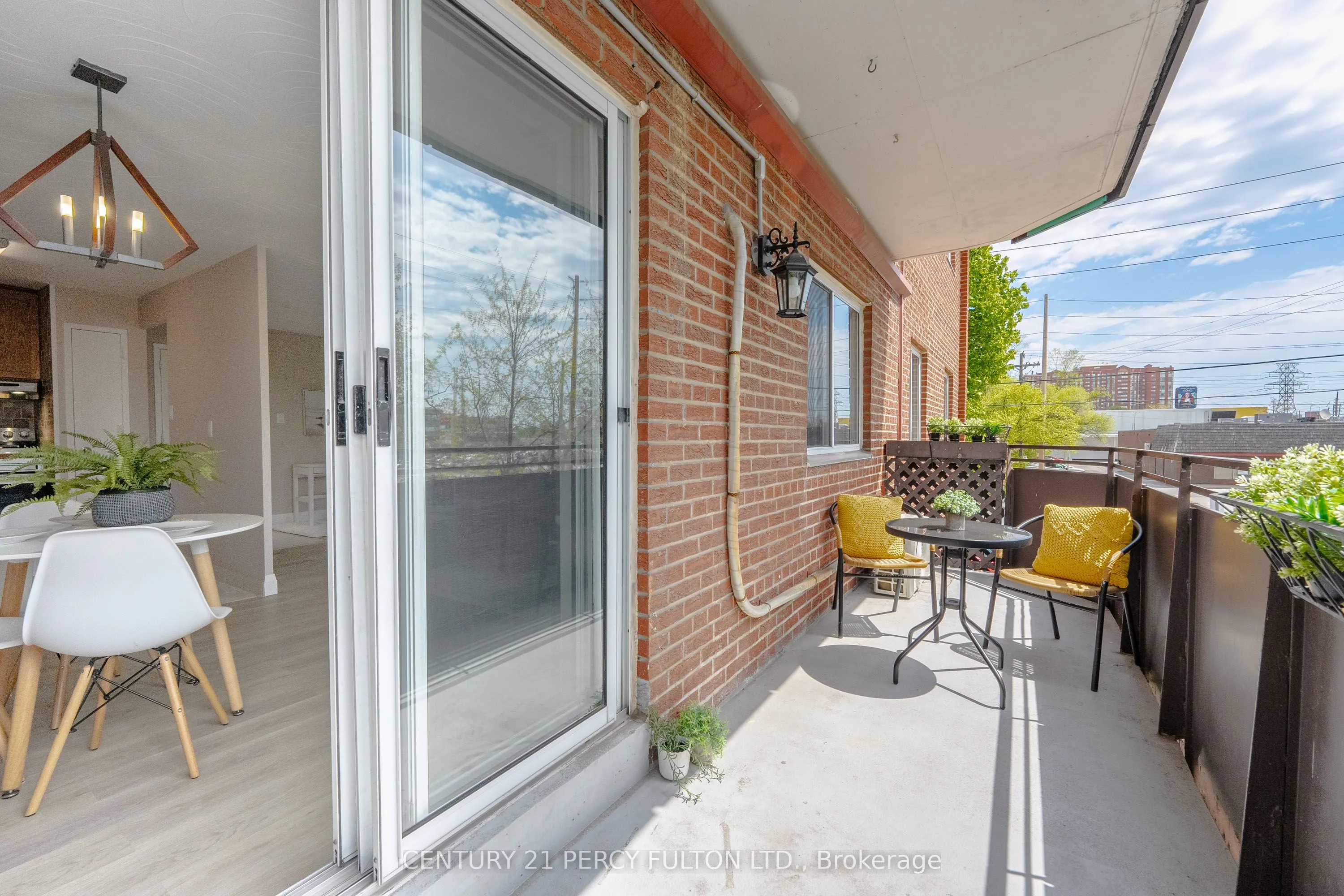 800 Kennedy Road, #212