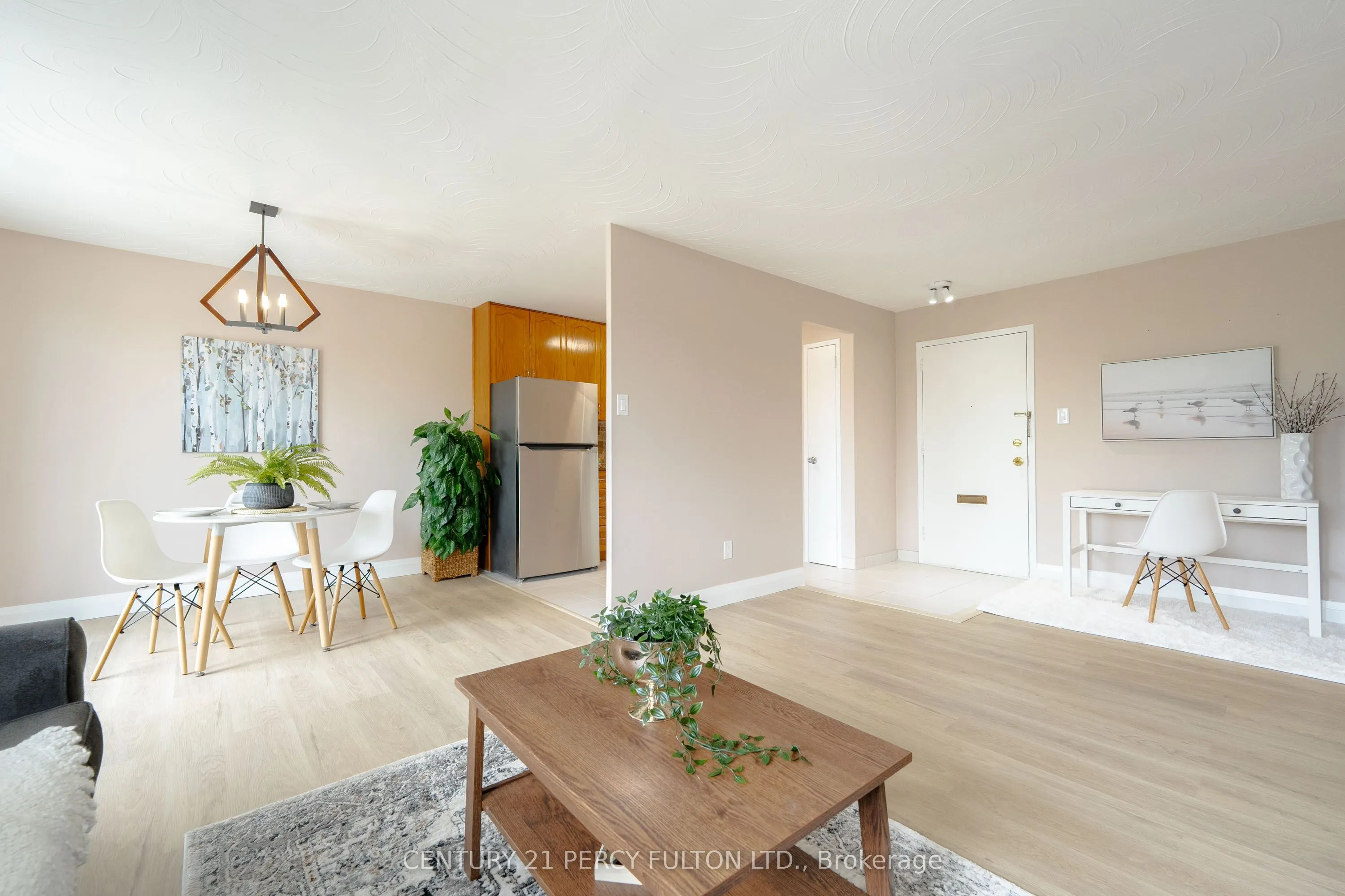 800 Kennedy Road, #212