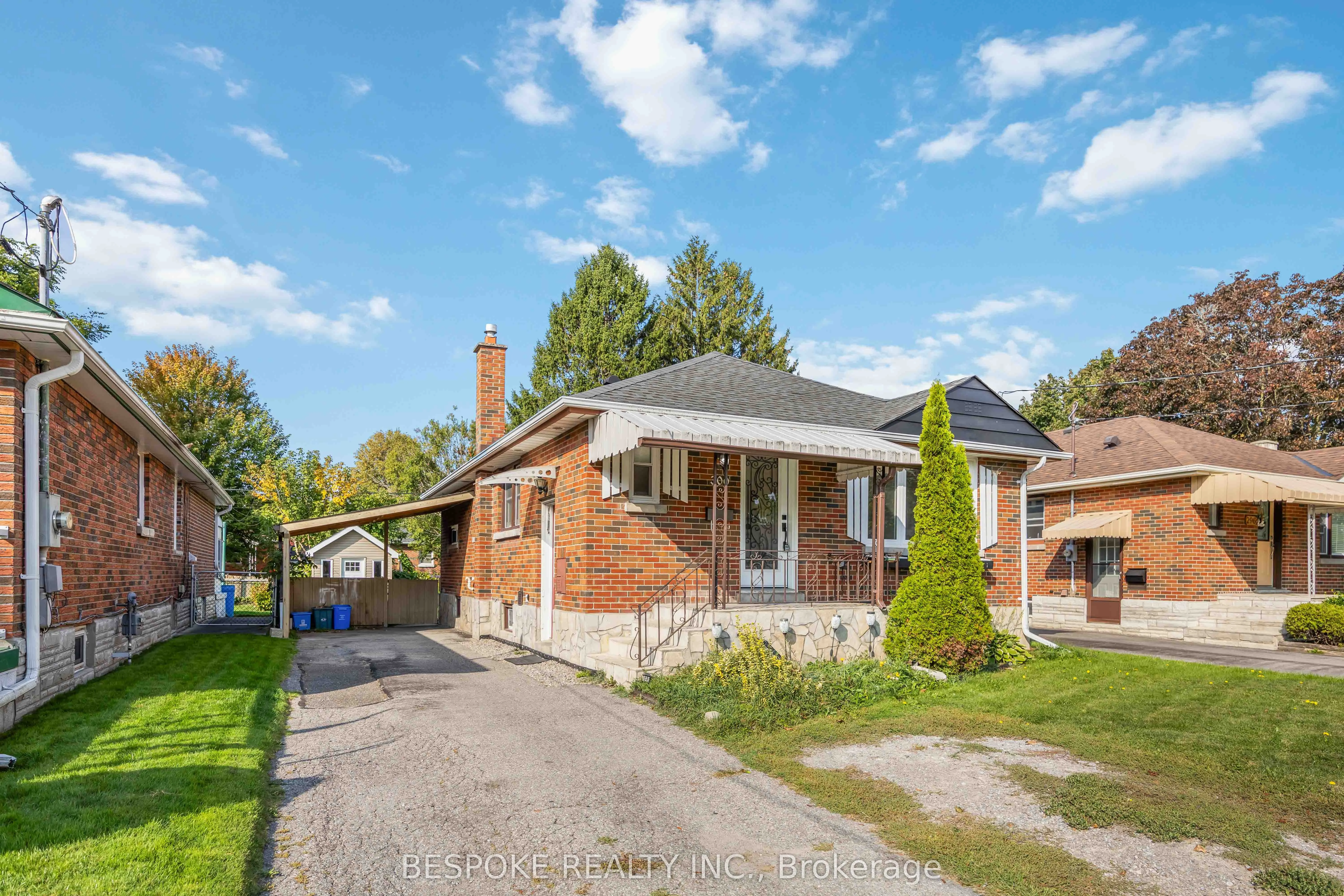 300 Cadillac Avenue S, #Lower