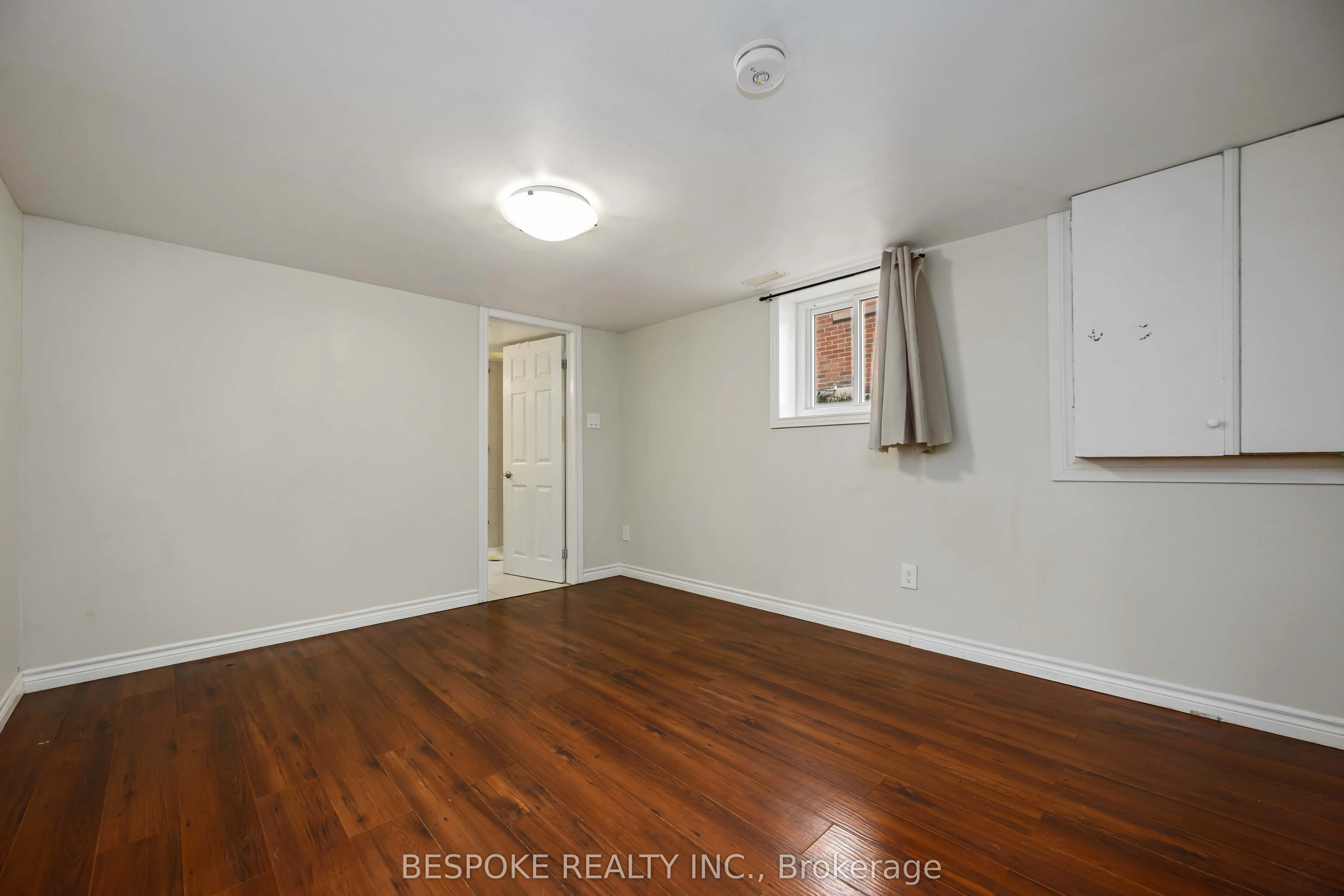300 Cadillac Avenue S, #Lower