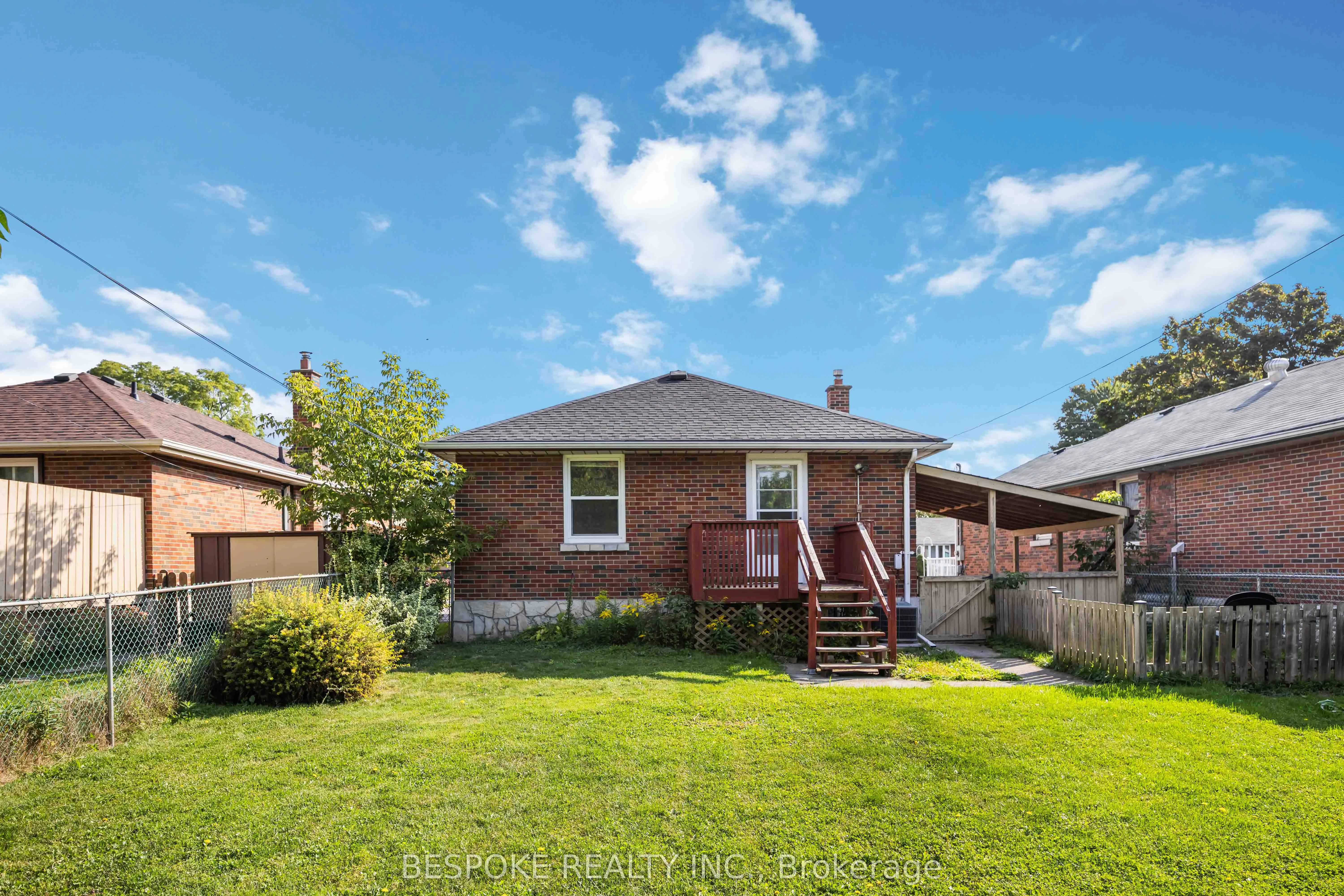 300 Cadillac Avenue S, #Upper