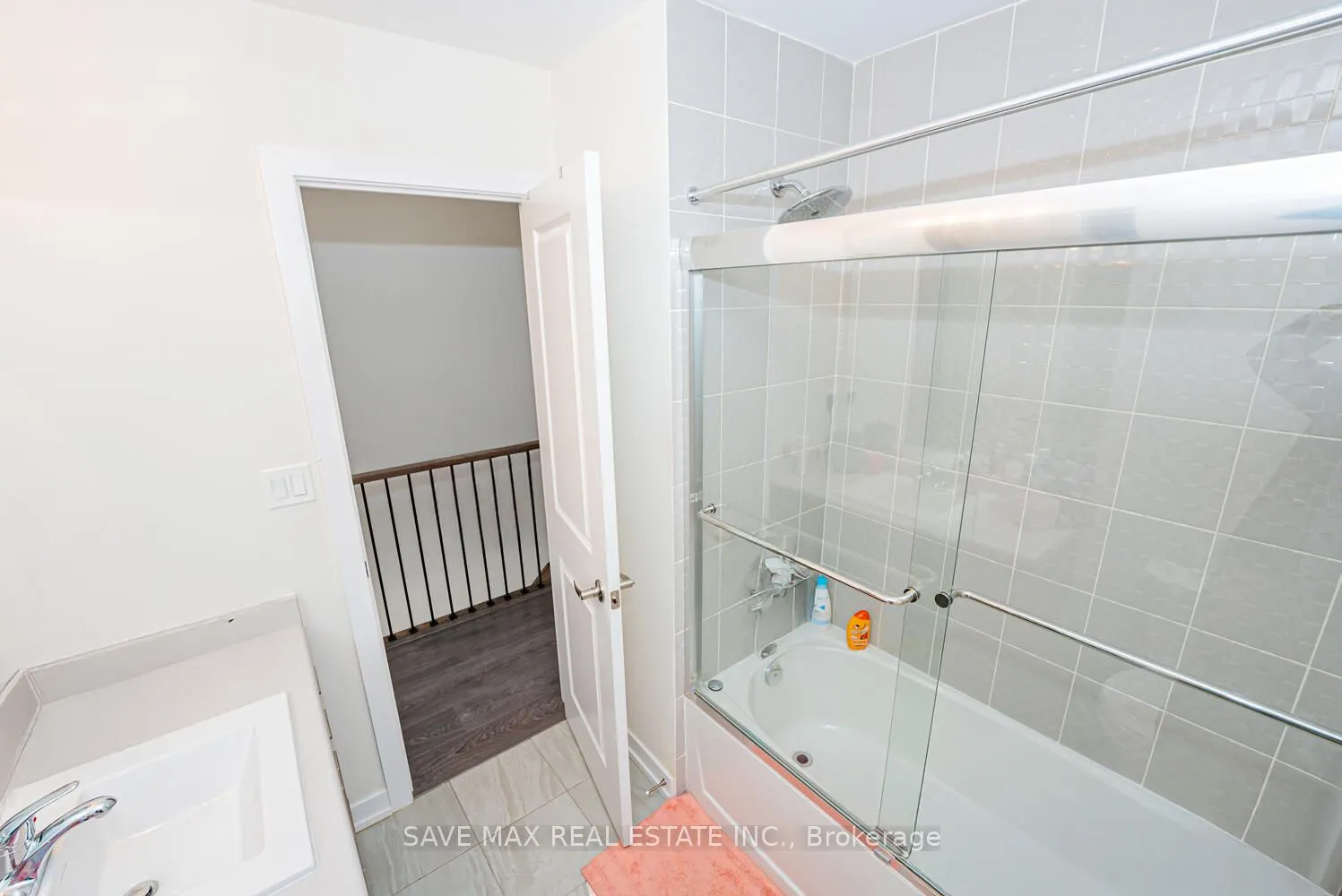 2638 Castlegate Crossing