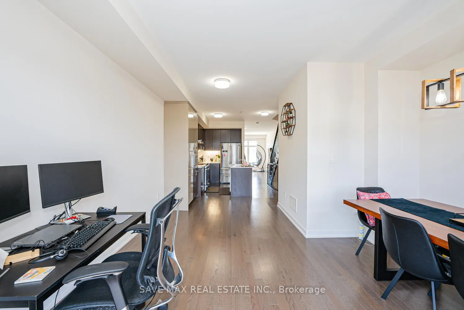 2638 Castlegate Crossing