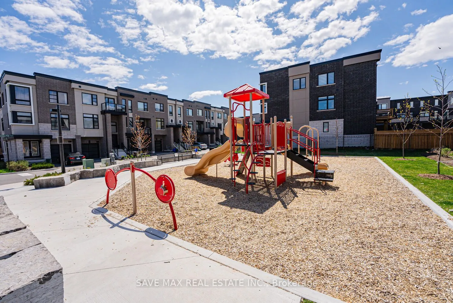 2638 Castlegate Crossing