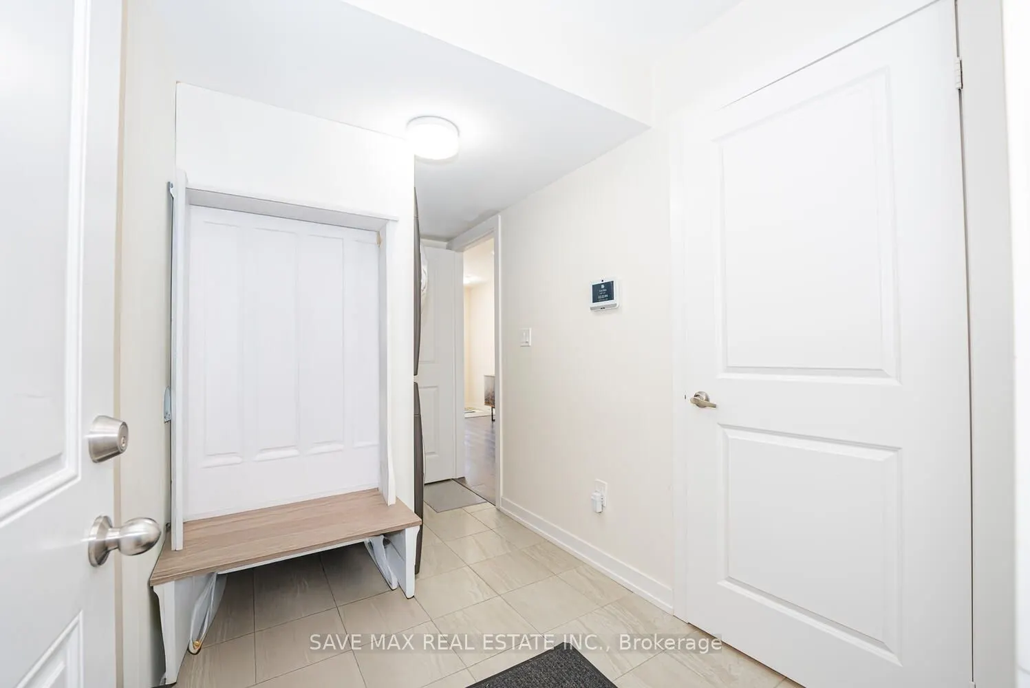 2638 Castlegate Crossing