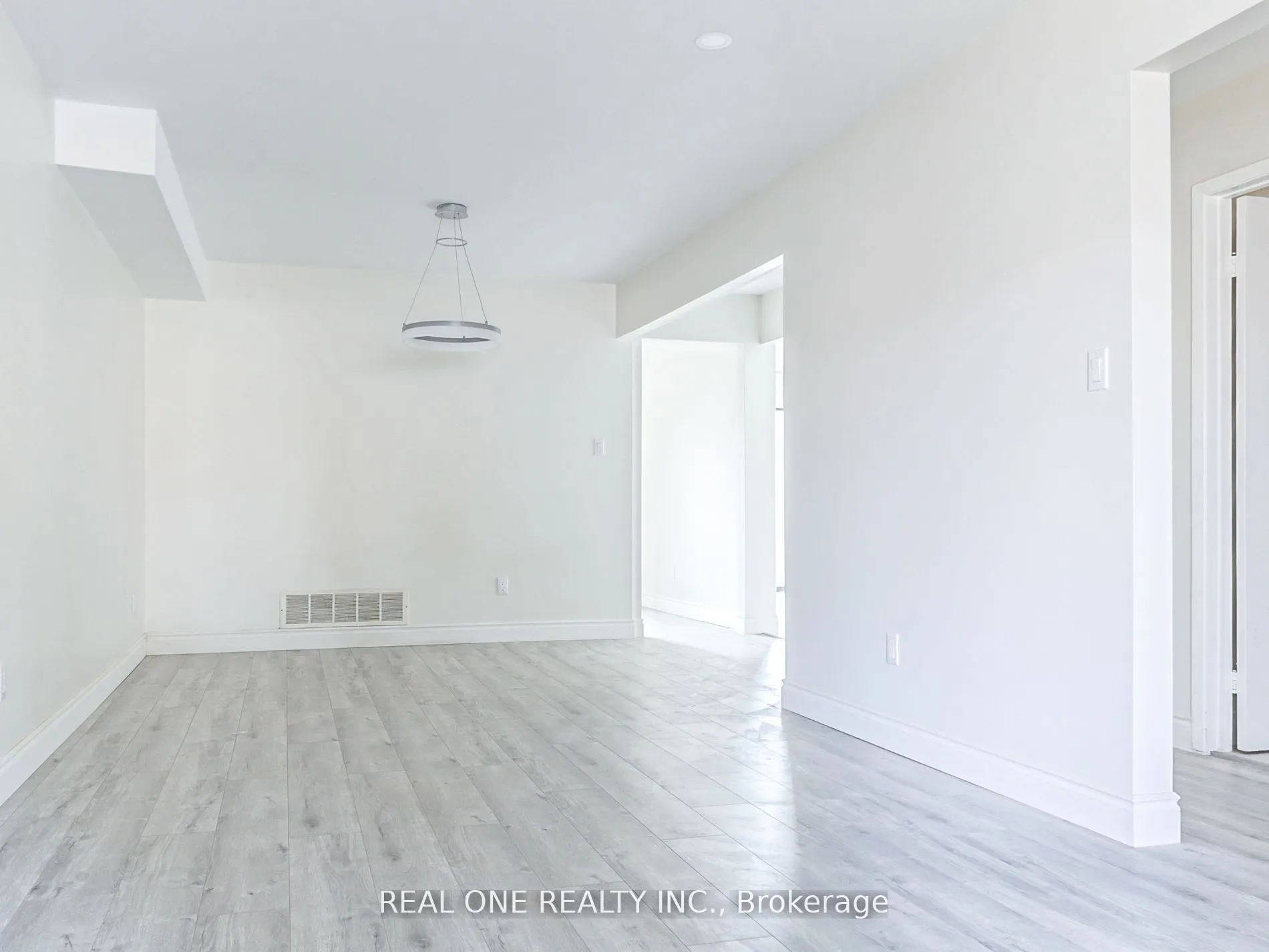 51 Cornwall Drive