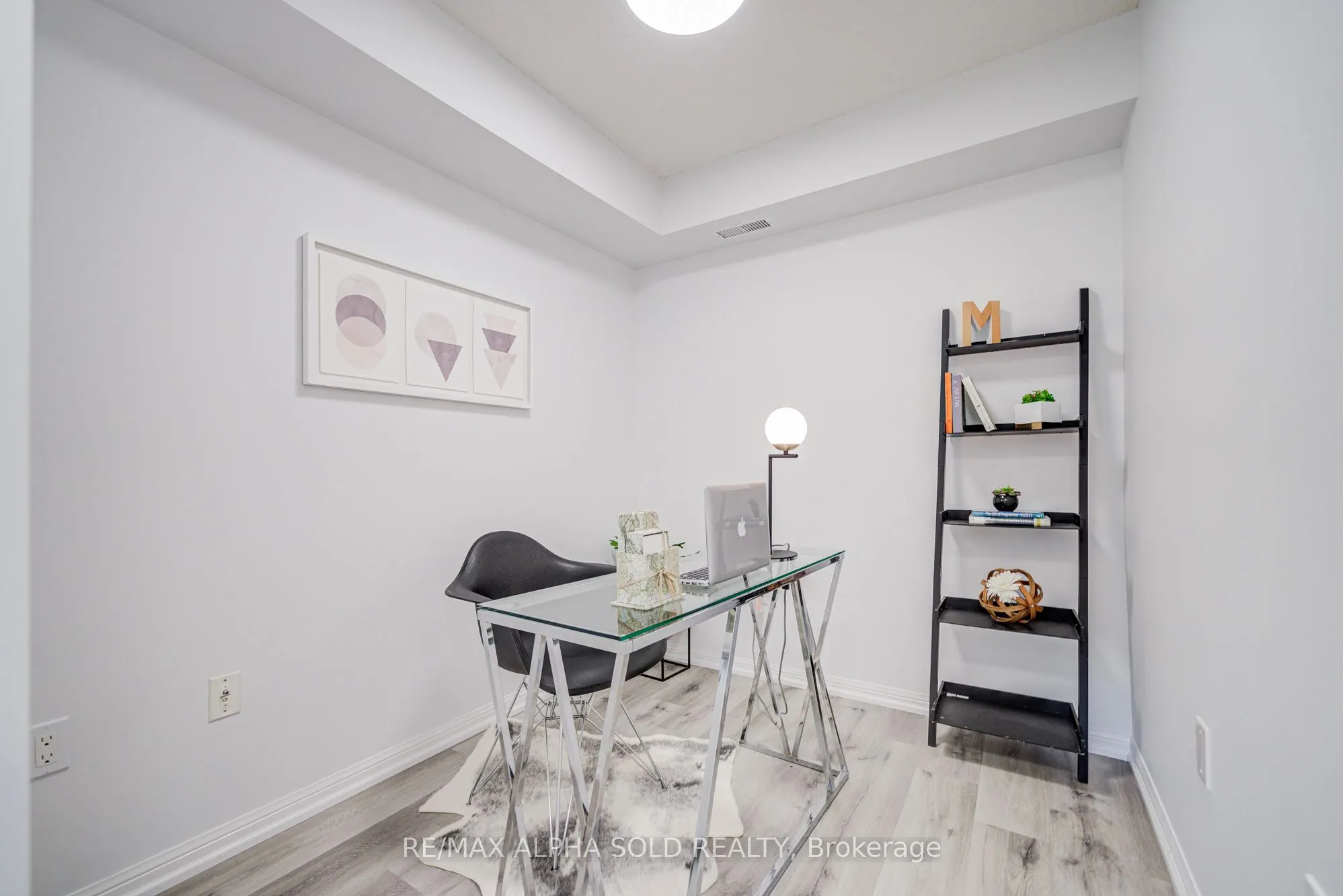 5225 Finch Avenue E, #332