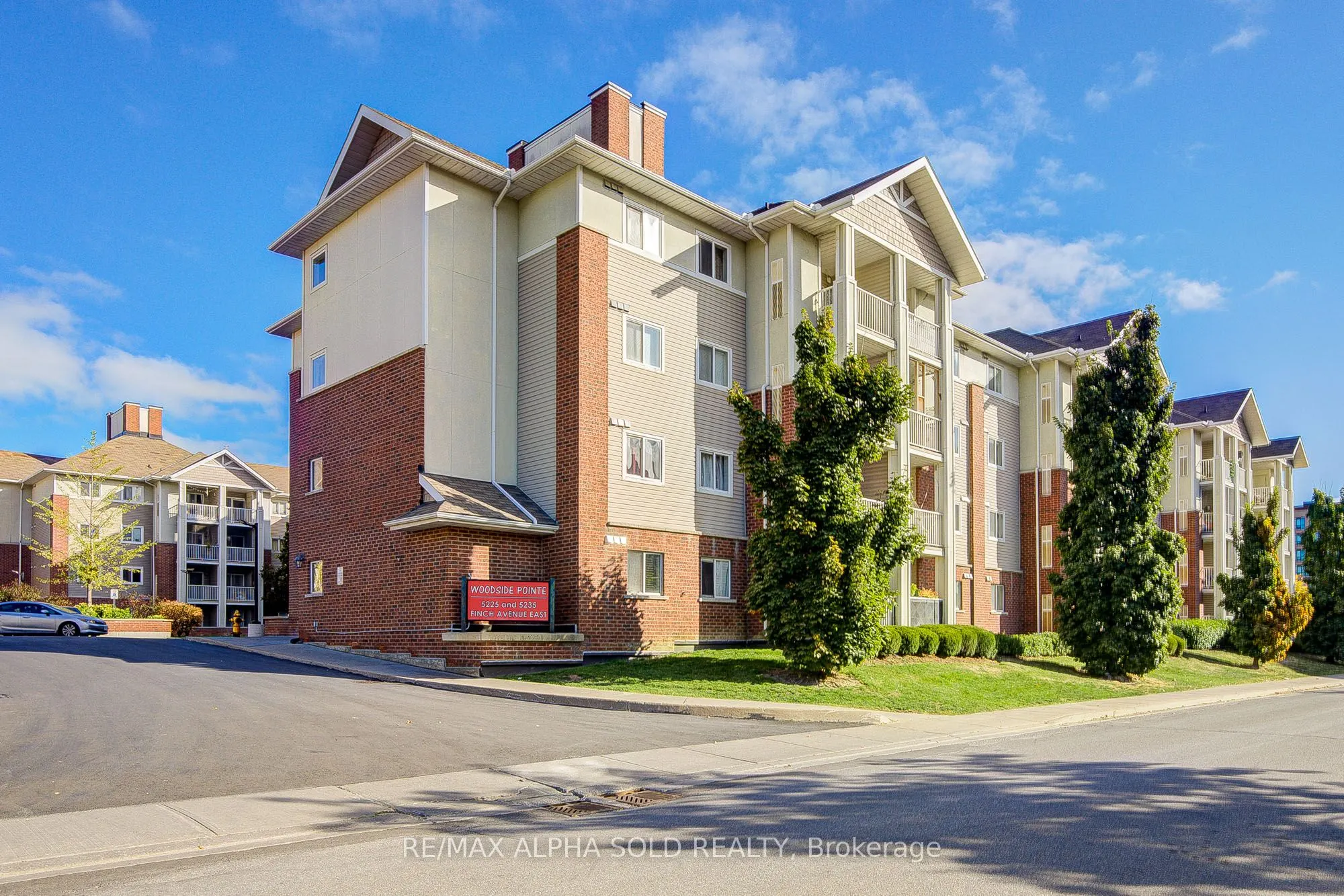 5225 Finch Avenue E, #332