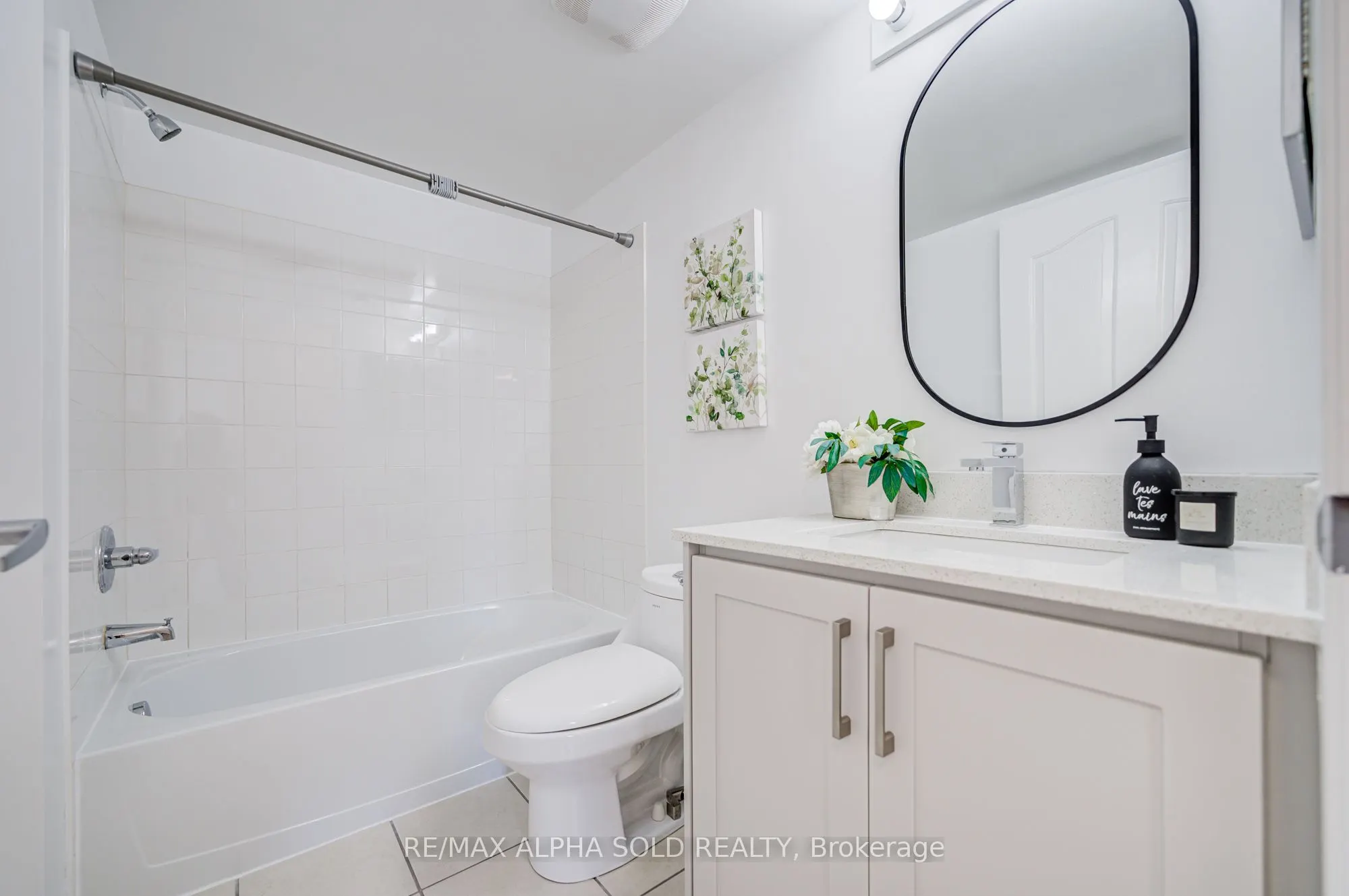 5225 Finch Avenue E, #332