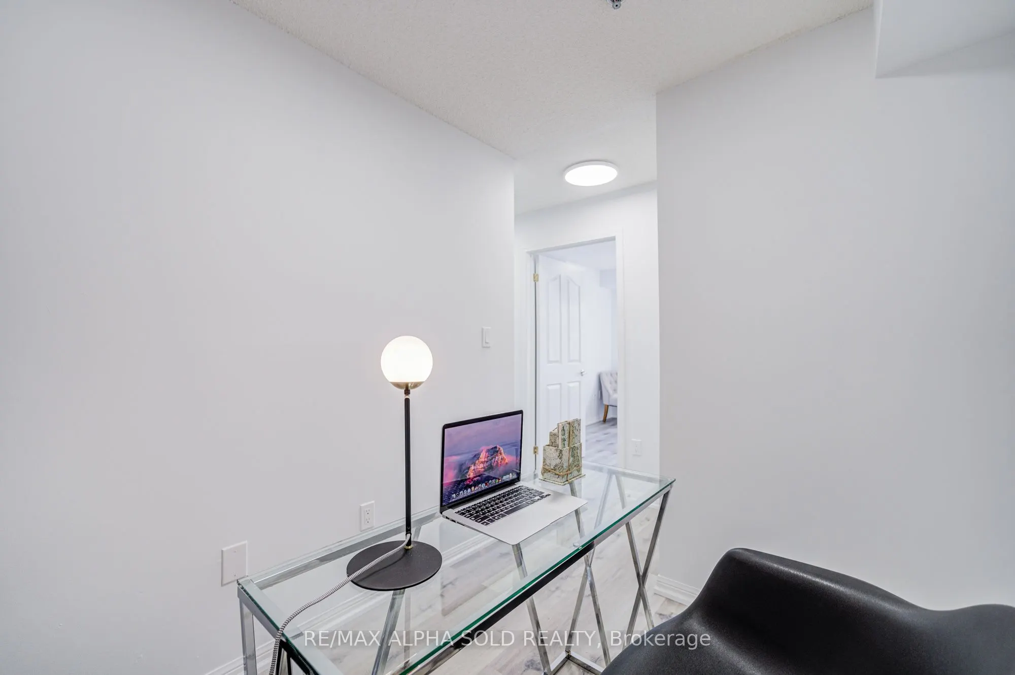 5225 Finch Avenue E, #332