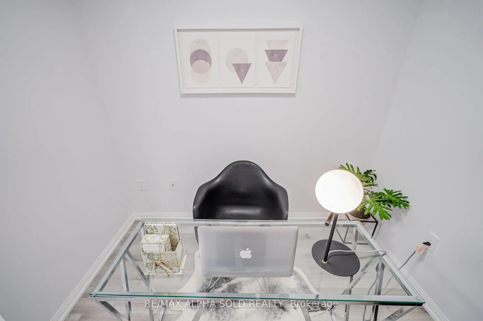 5225 Finch Avenue E, #332
