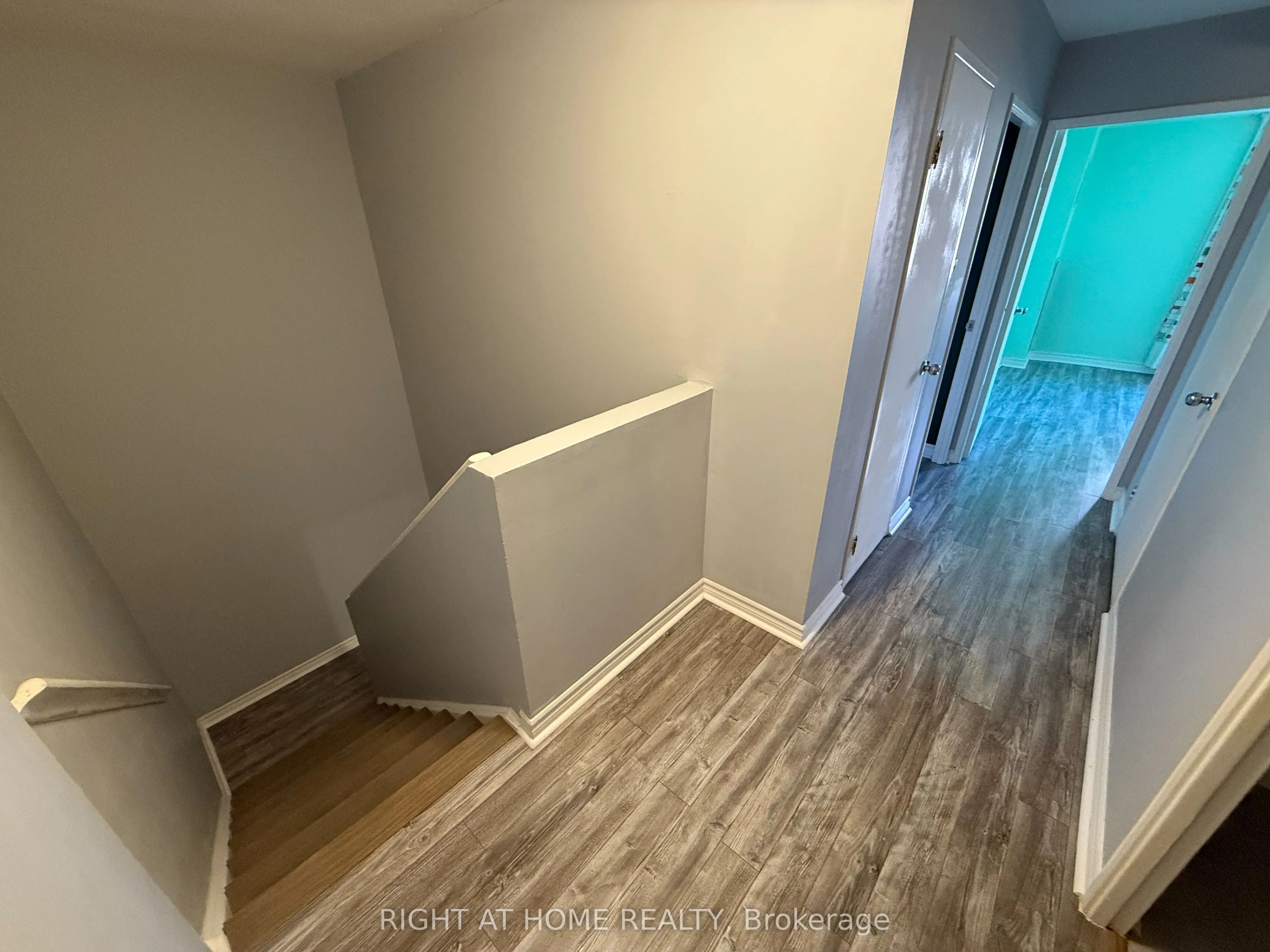 4062 Lawrence Avenue E, #107