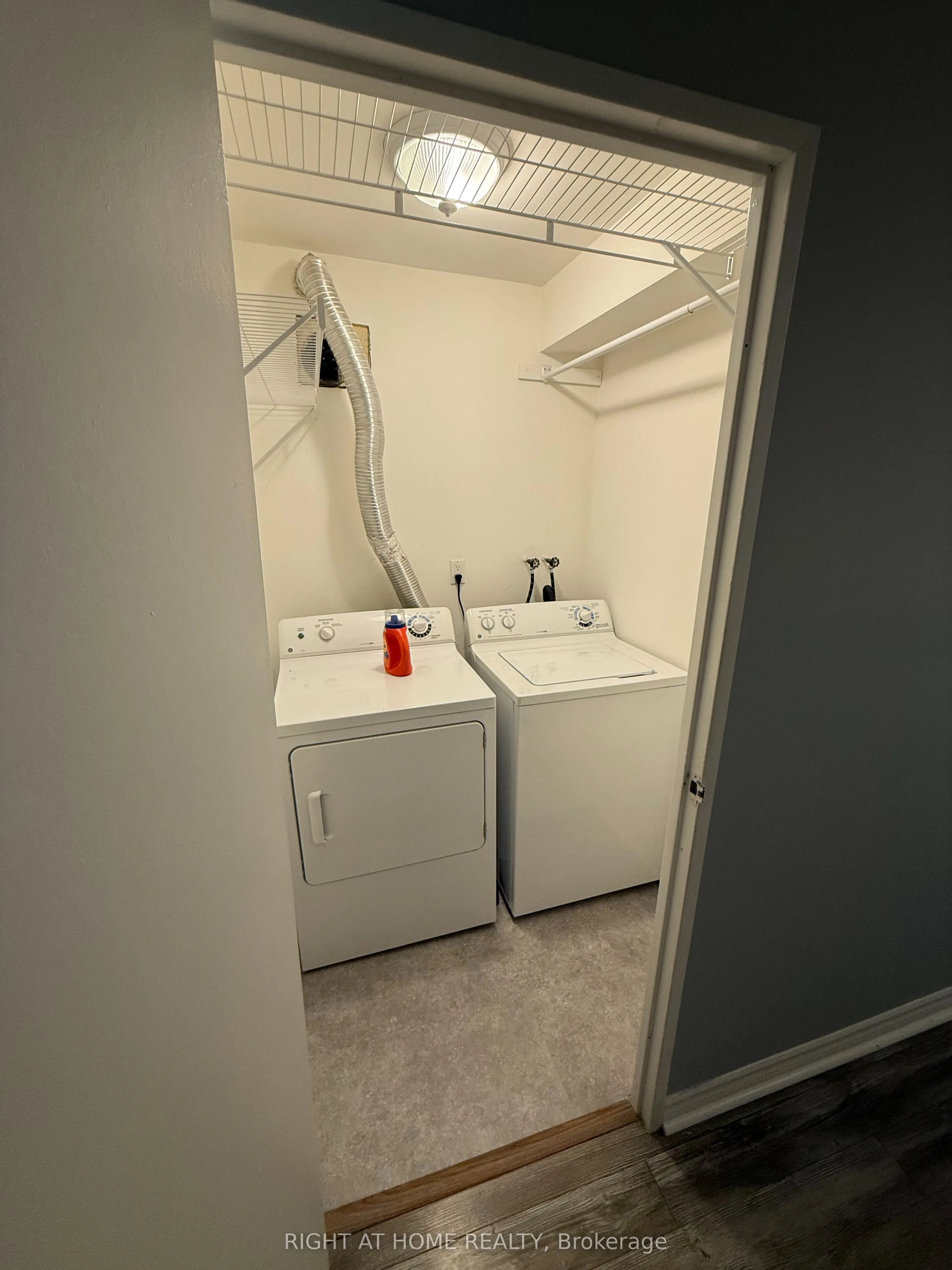 4062 Lawrence Avenue E, #107
