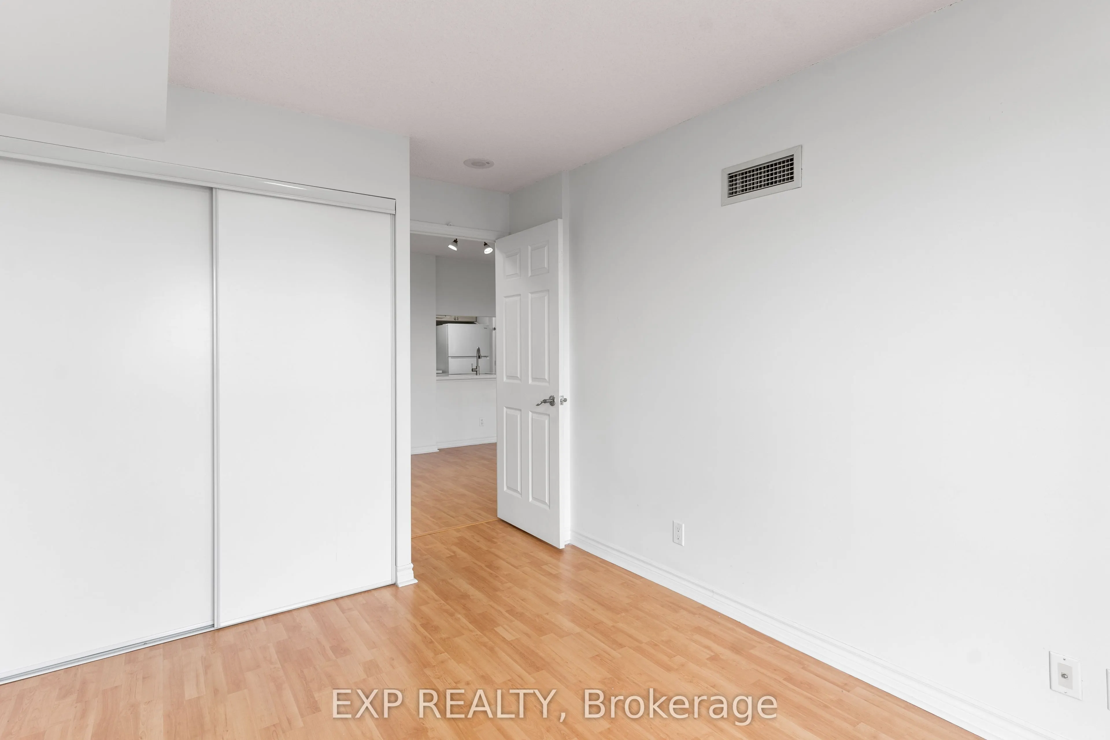 18 Mondeo Drive, #742
