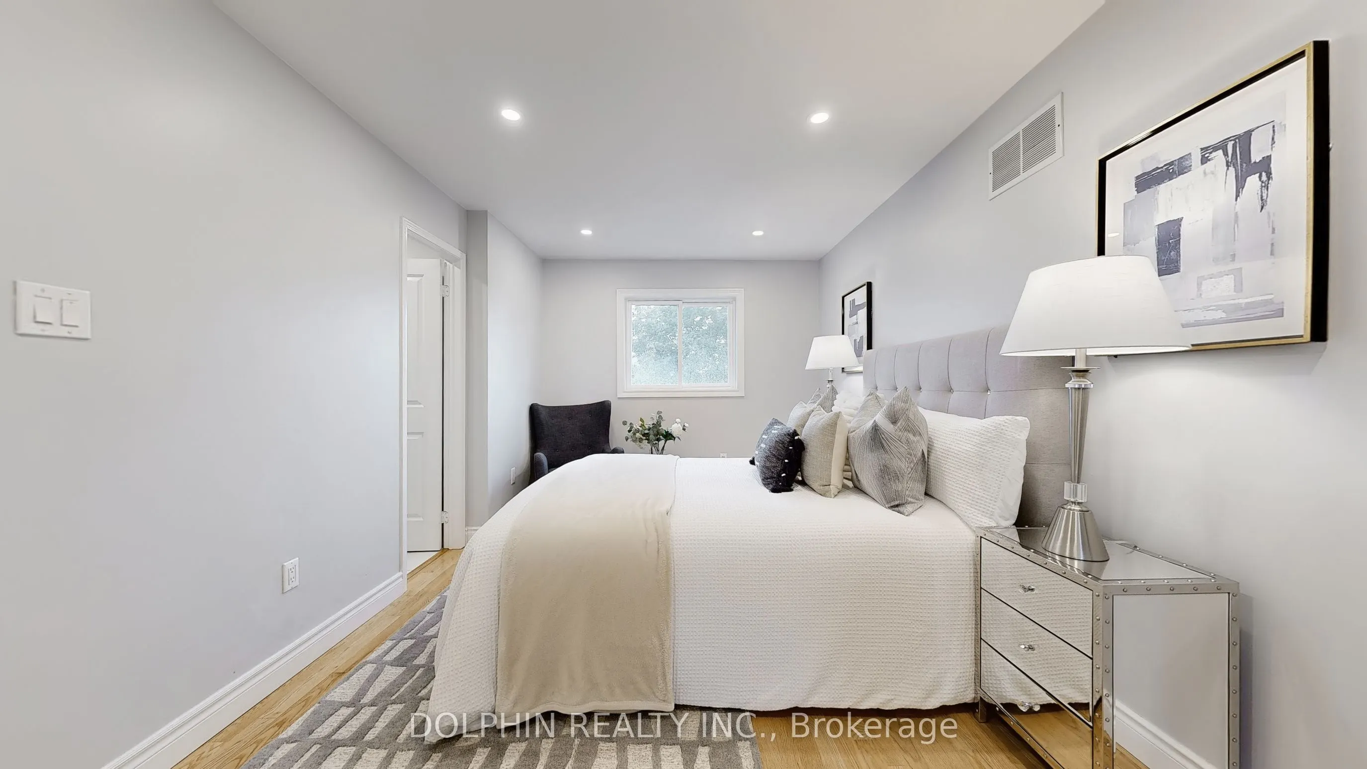 27 Carle Crescent