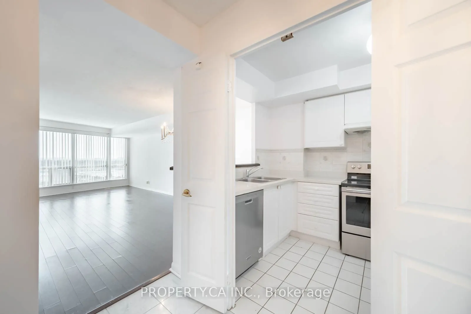 8 Lee Centre Drive, #1707