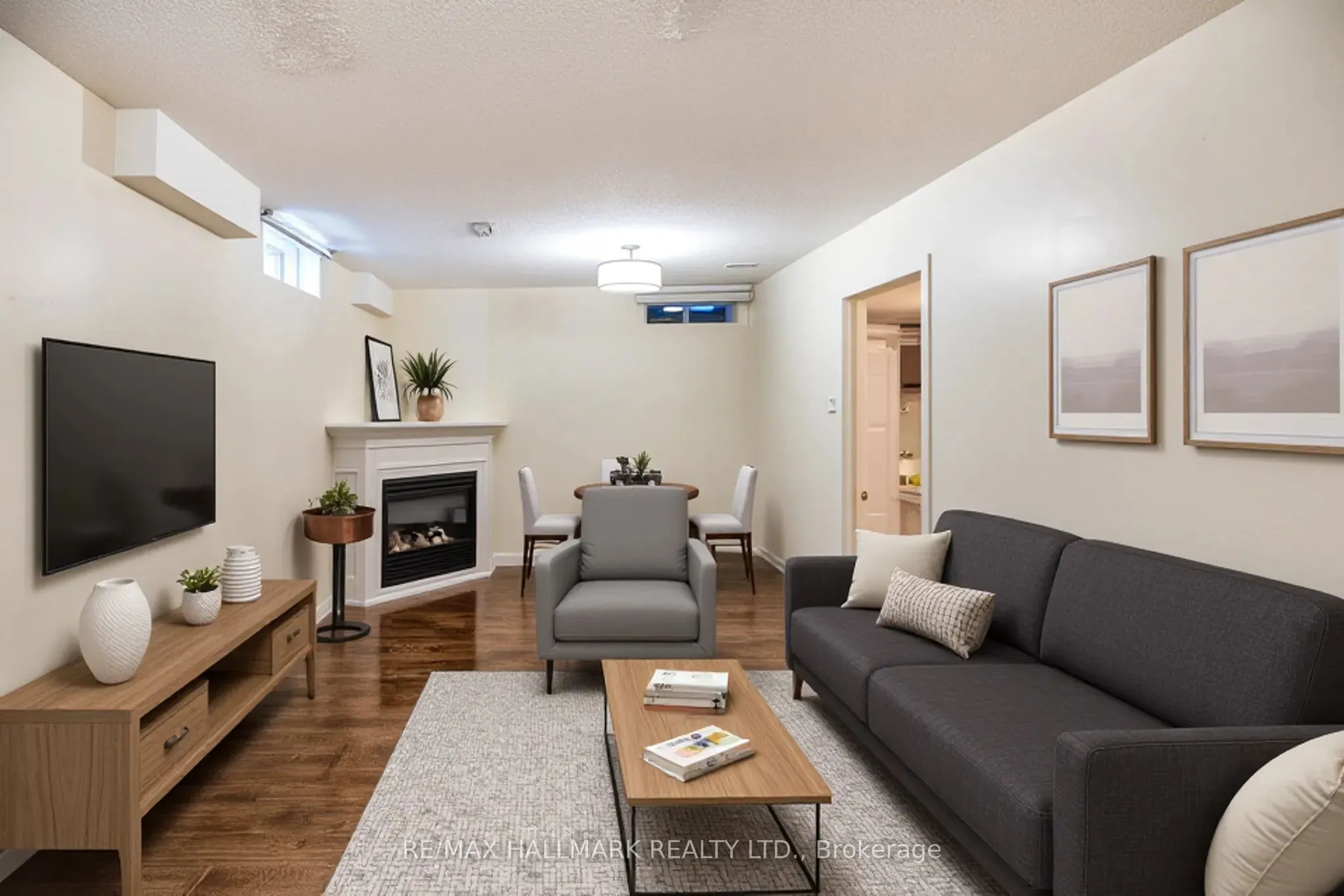 32 Samandria Avenue