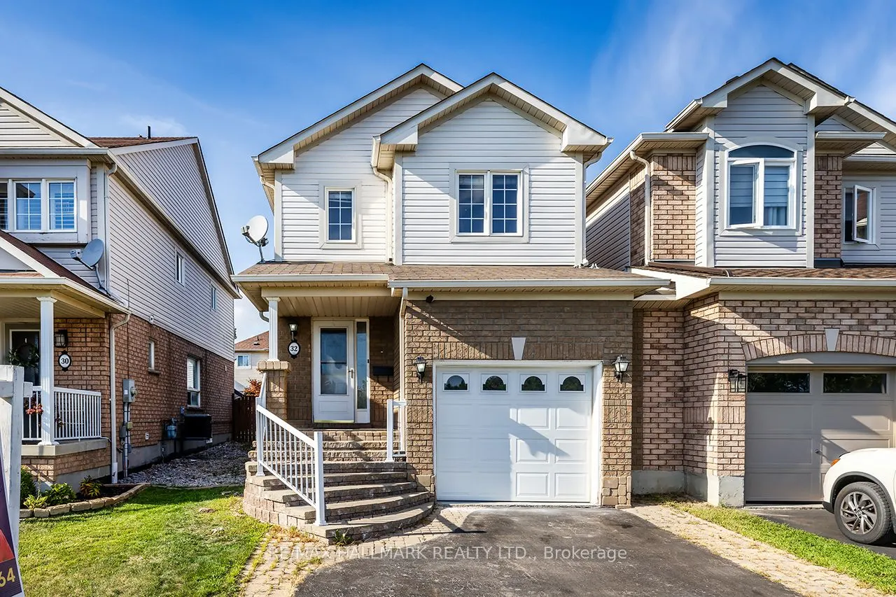 32 Samandria Avenue