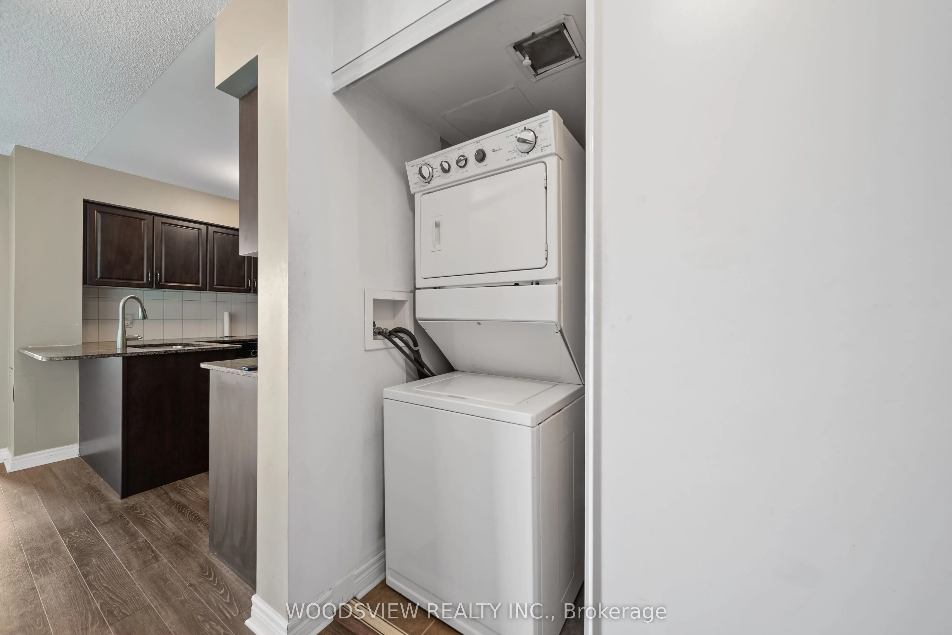 60 Fairfax Crescent, #233