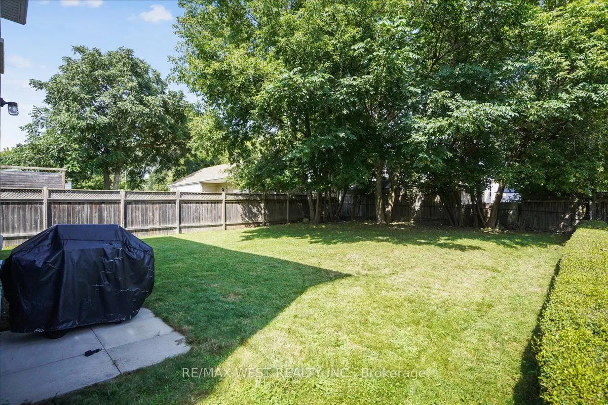 117 Rosehill Boulevard