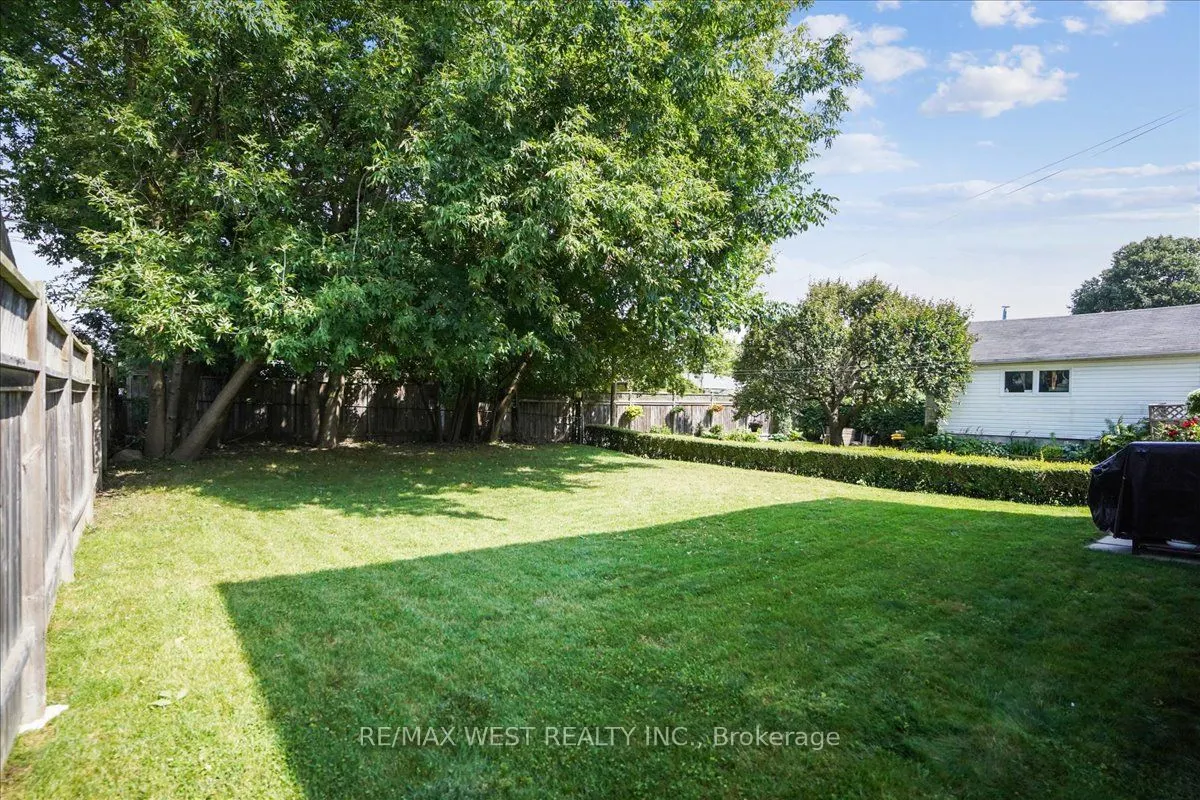 117 Rosehill Boulevard