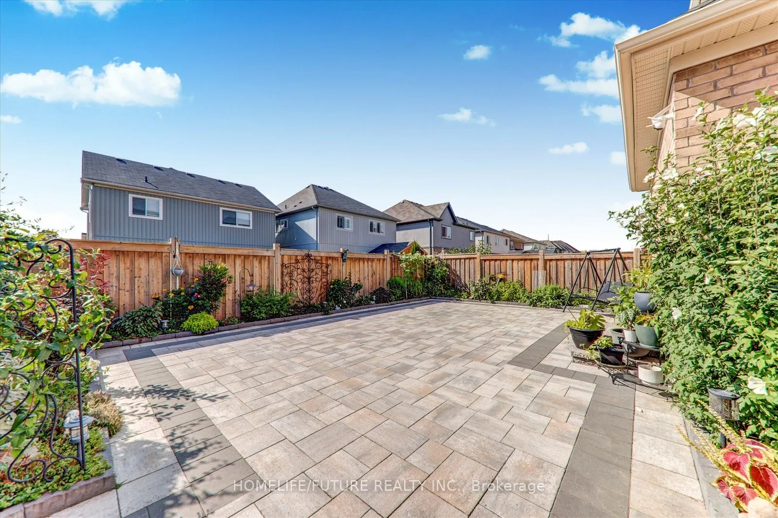 47 Henry Smith Avenue