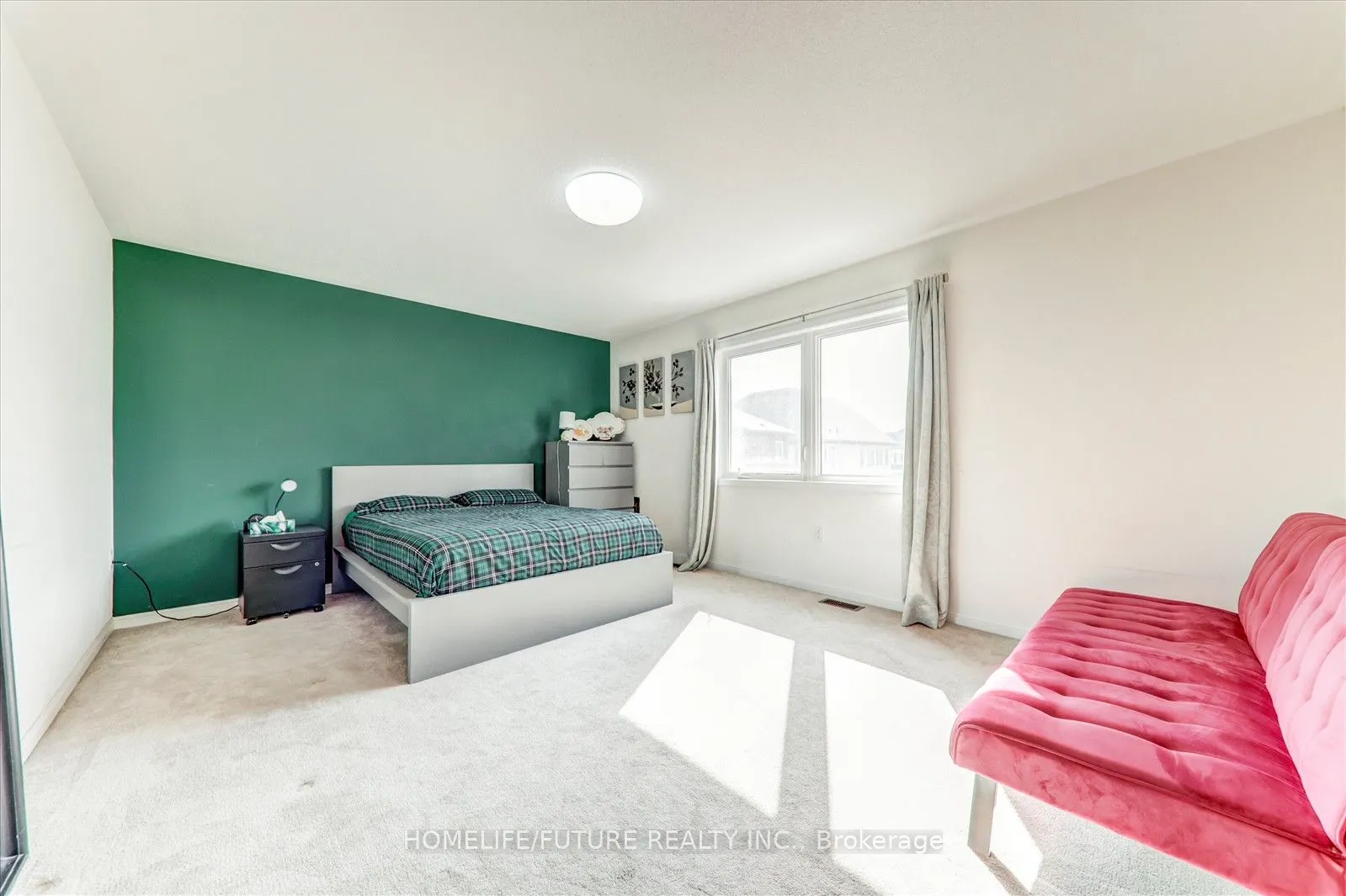 47 Henry Smith Avenue
