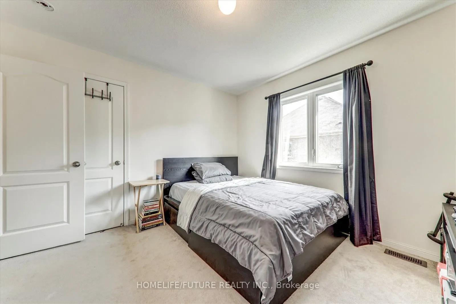 47 Henry Smith Avenue