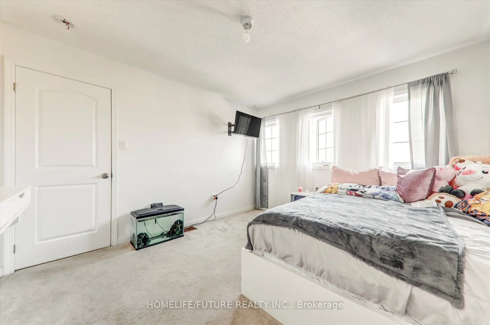 47 Henry Smith Avenue