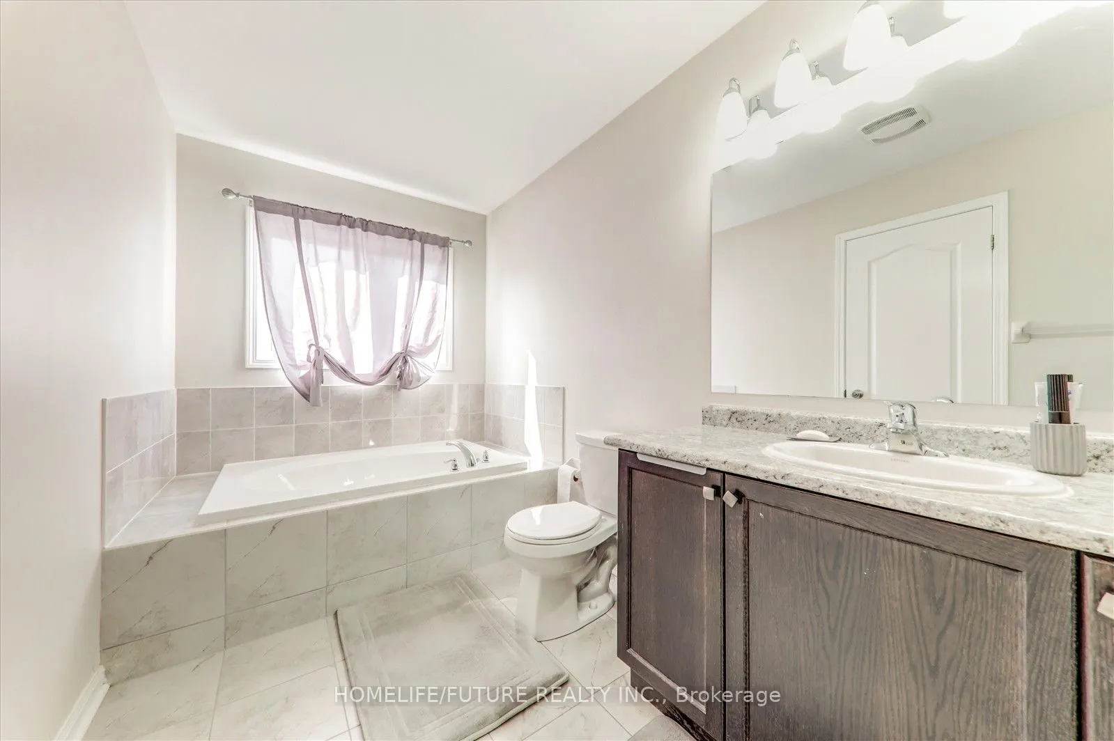 47 Henry Smith Avenue