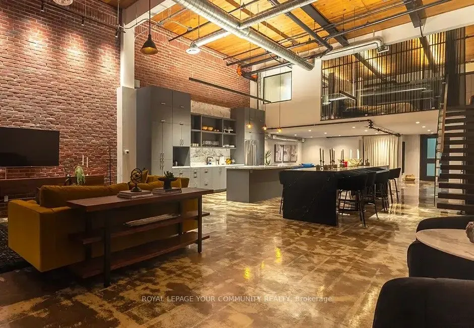 1159 Dundas Street E, #147