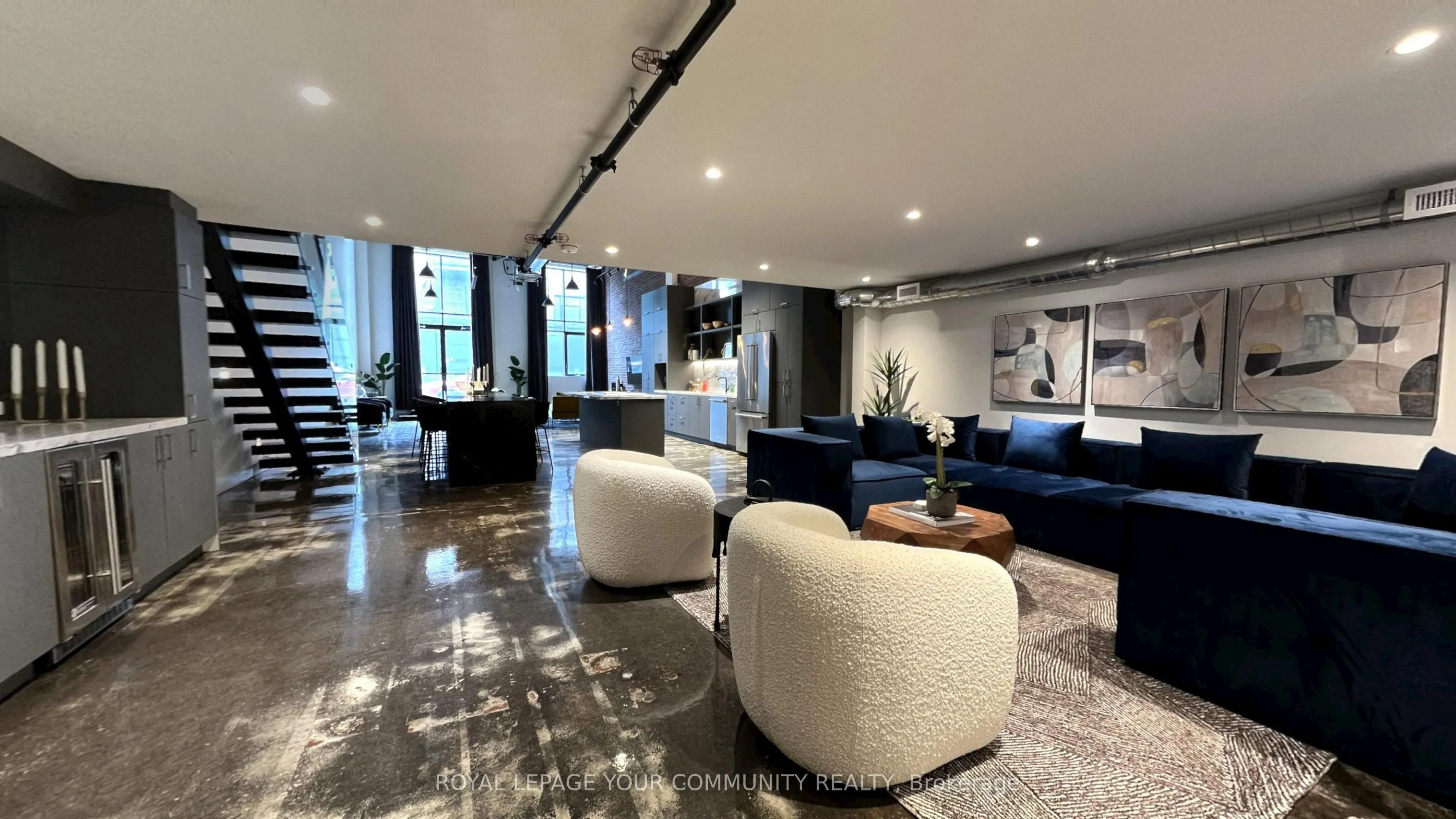 1159 Dundas Street E, #147