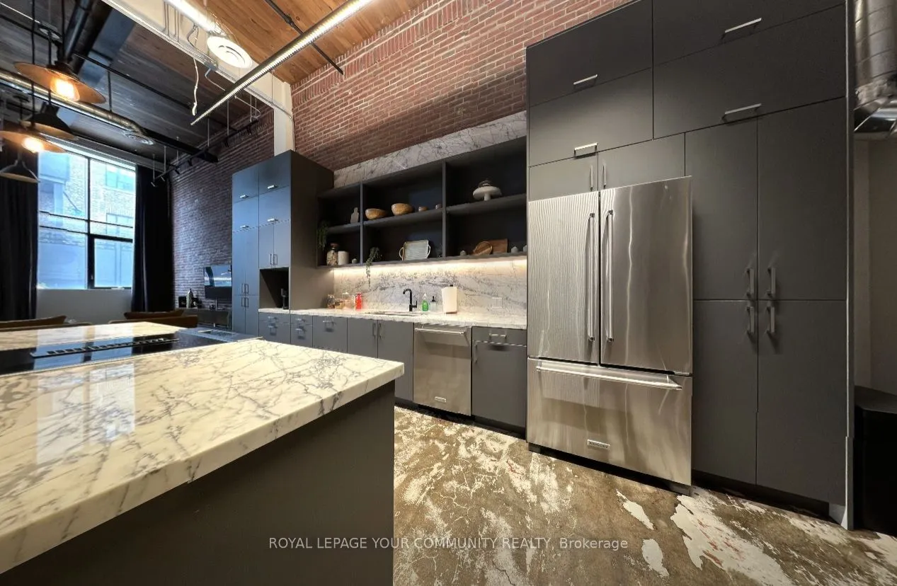 1159 Dundas Street E, #147
