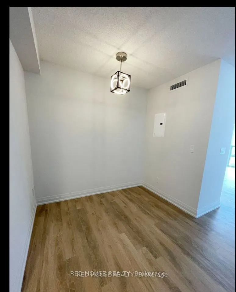 20 Meadowglen Place, #1504