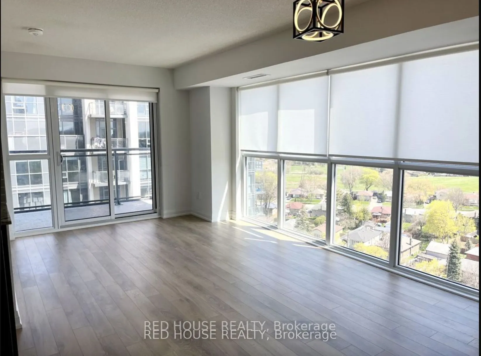 20 Meadowglen Place, #1504
