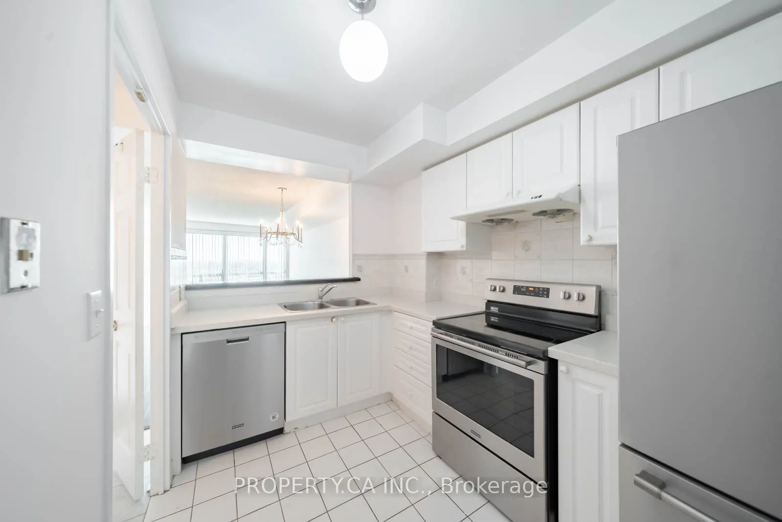 8 Lee Centre Drive, #1707