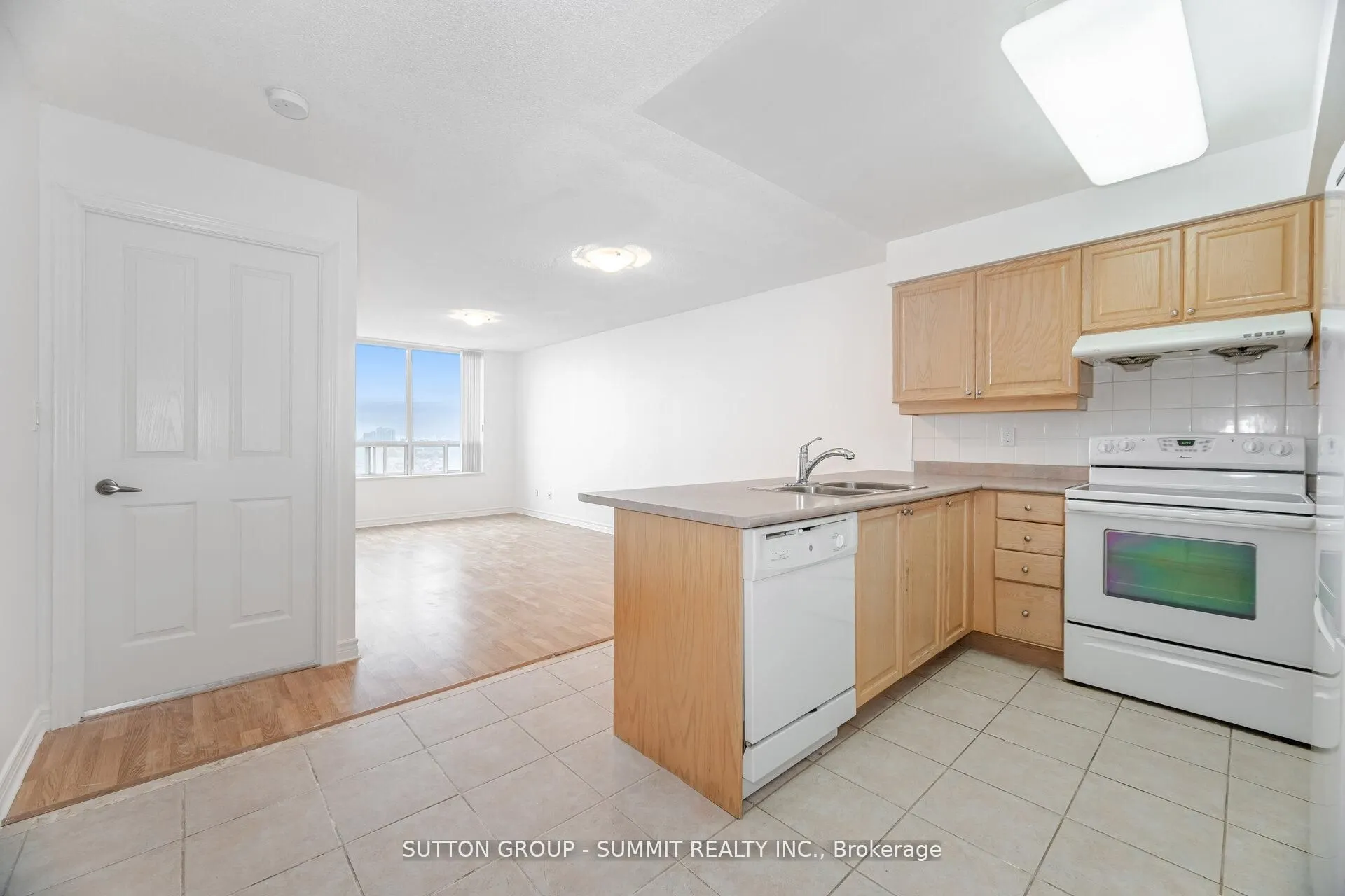 68 CORPORATE Drive, #2923