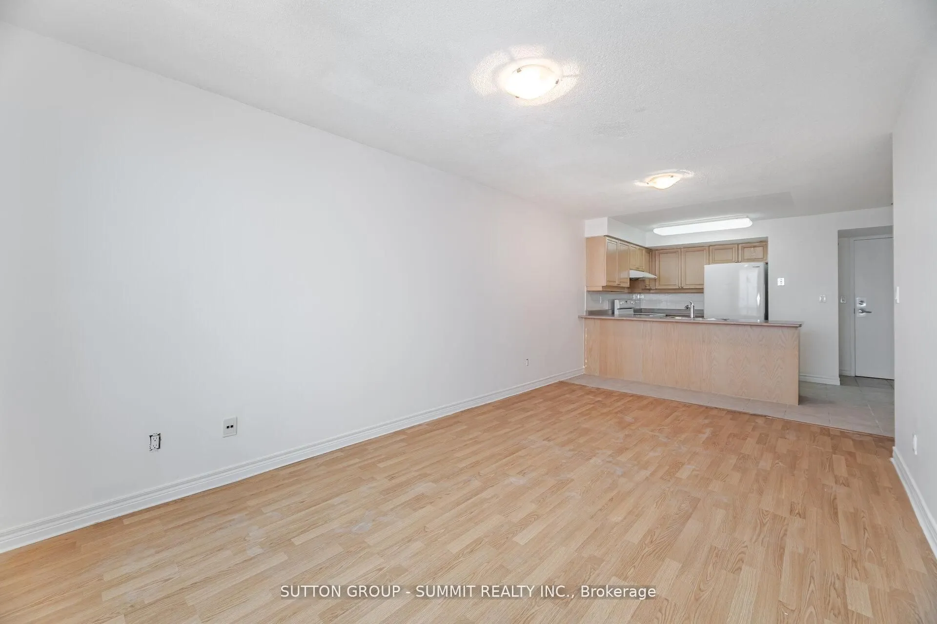 68 CORPORATE Drive, #2923