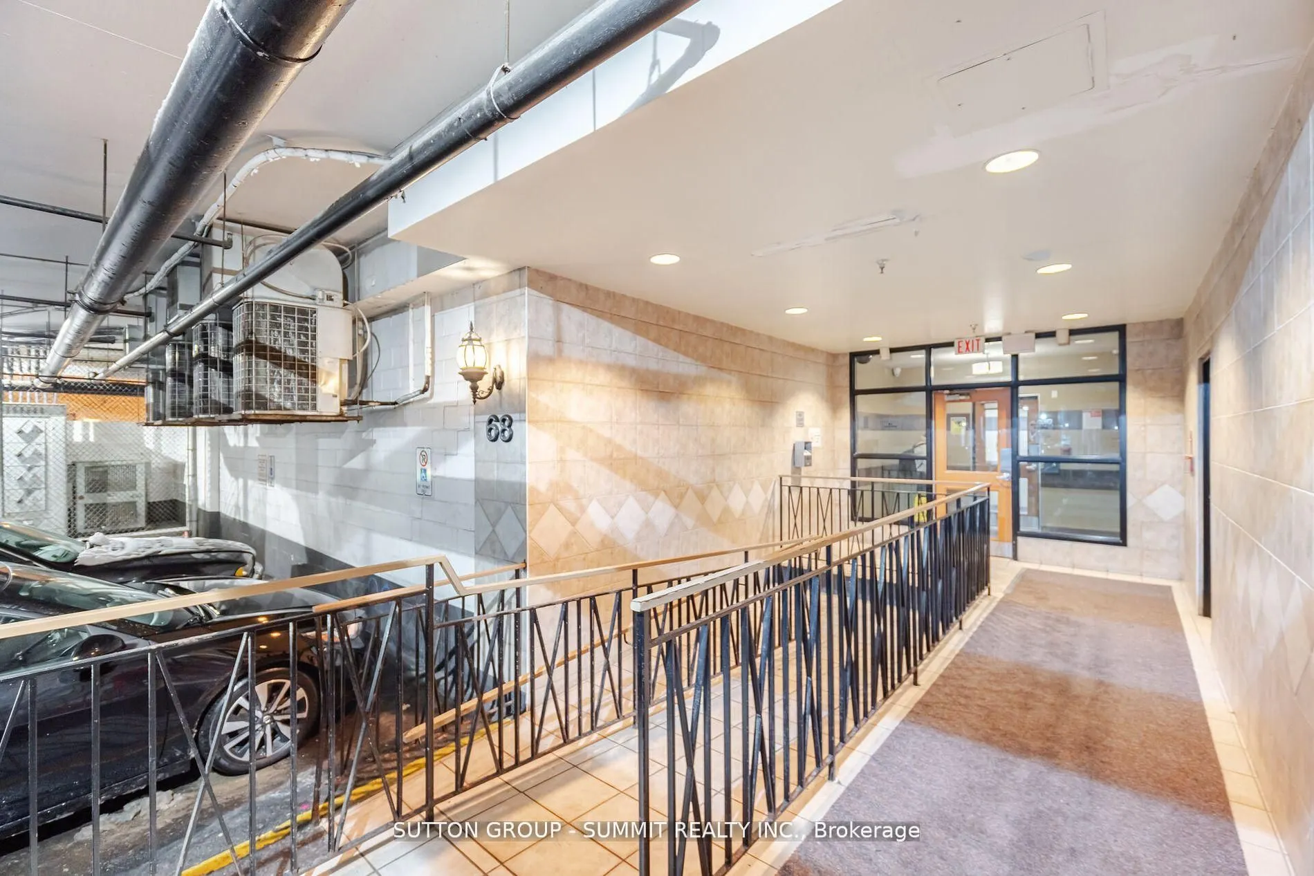 68 CORPORATE Drive, #2923
