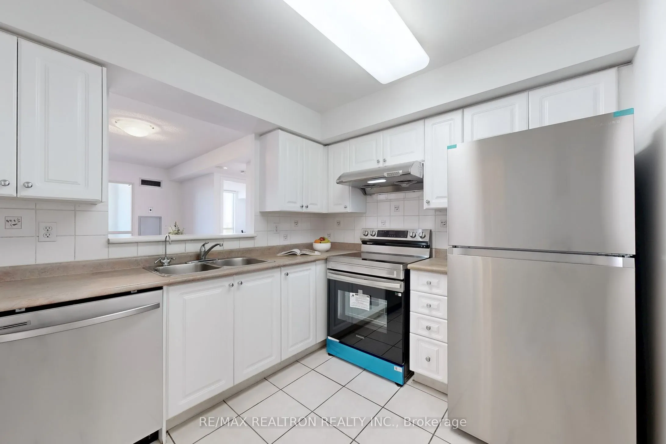 5039 Finch Avenue E, #1113