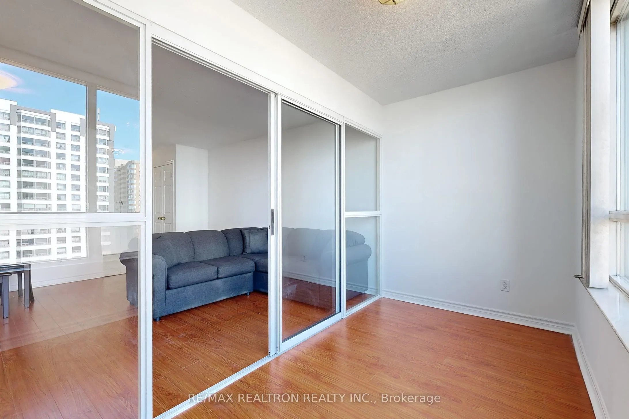 5039 Finch Avenue E, #1113