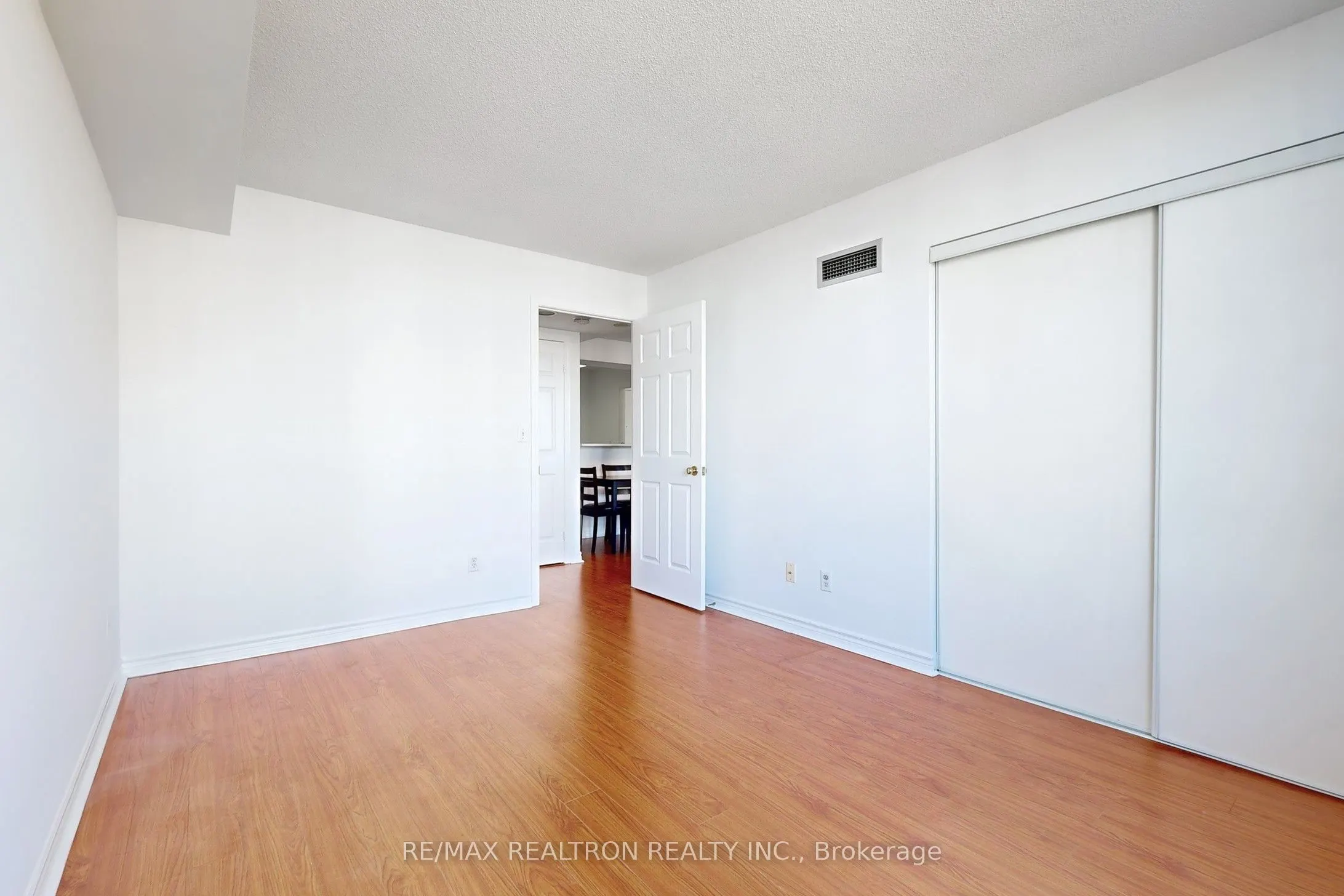 5039 Finch Avenue E, #1113