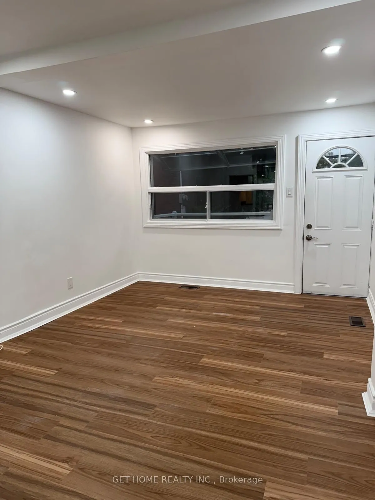 148 Barrington Avenue