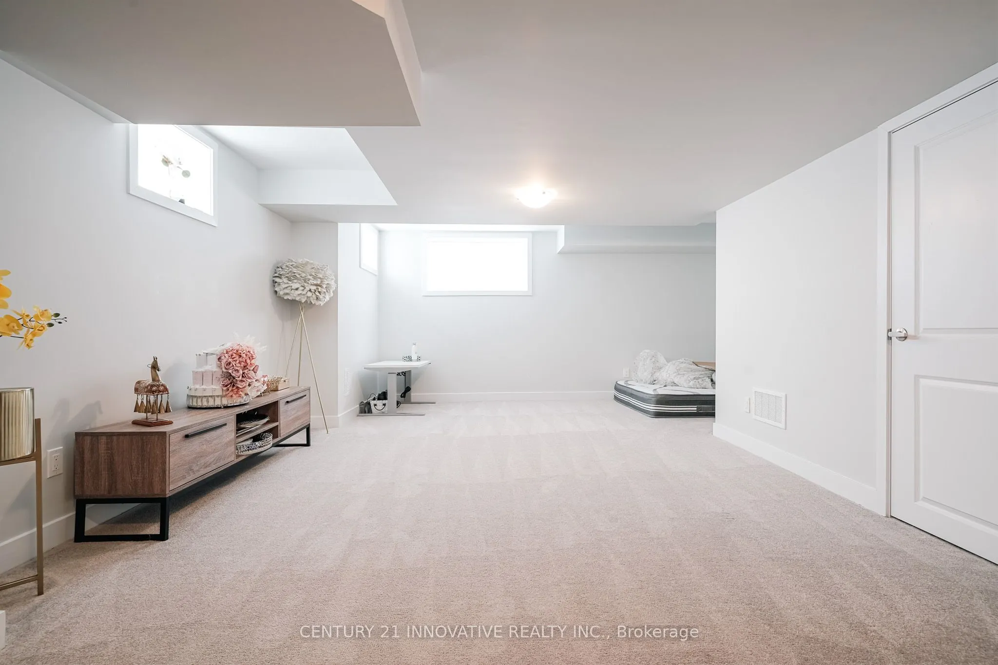 1076 Thompson Drive