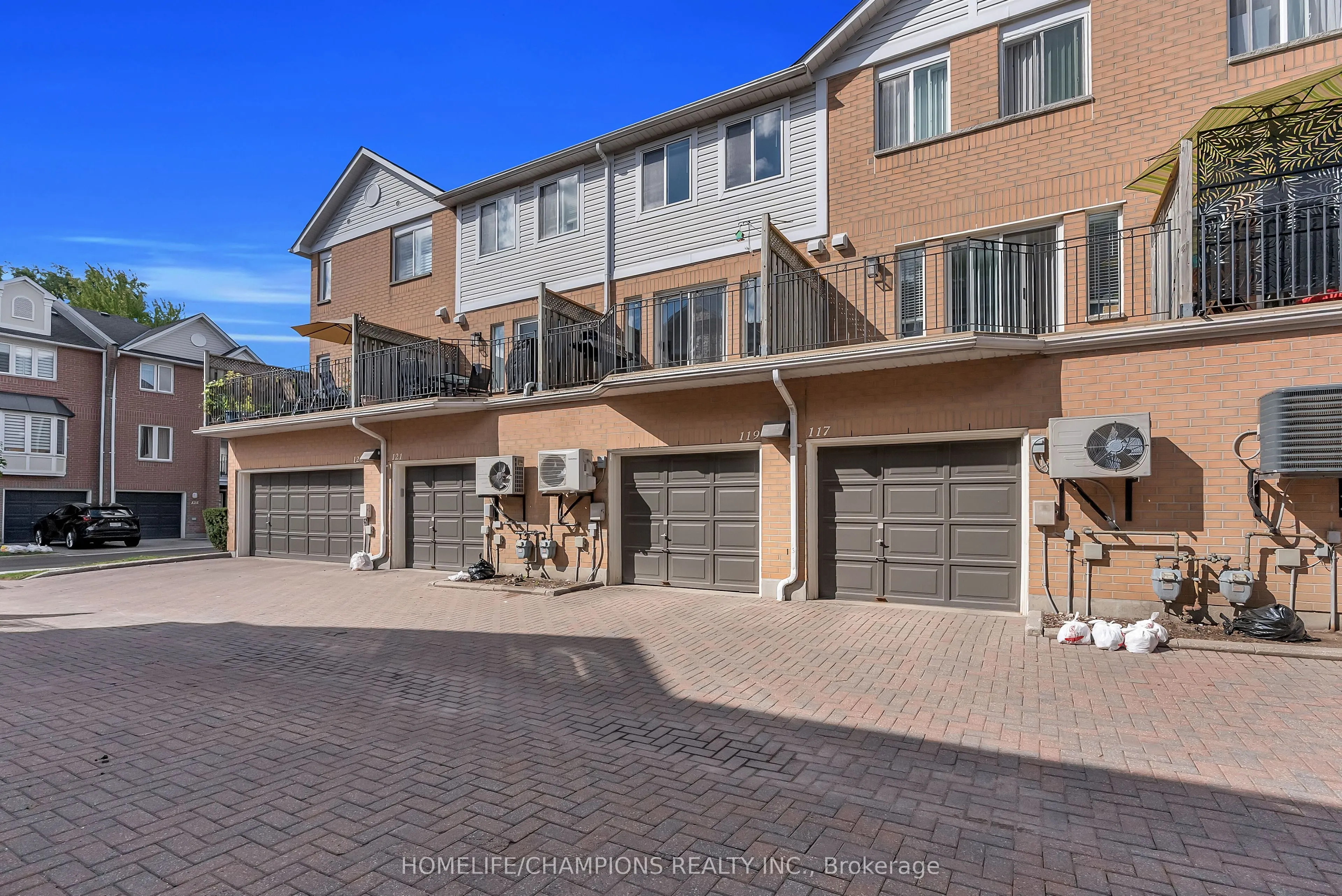 83 Mondeo Drive, #119