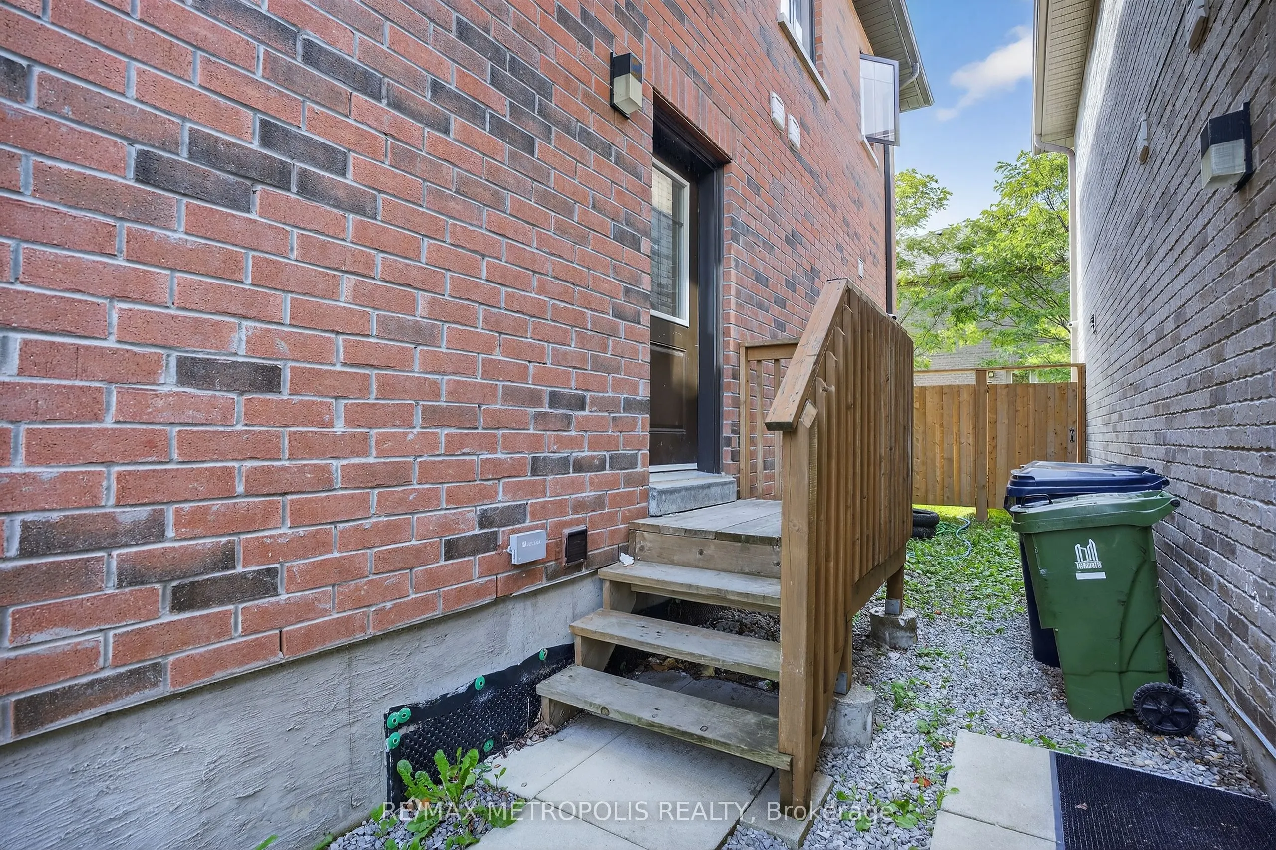 260 Beechgrove Drive, #BSMT