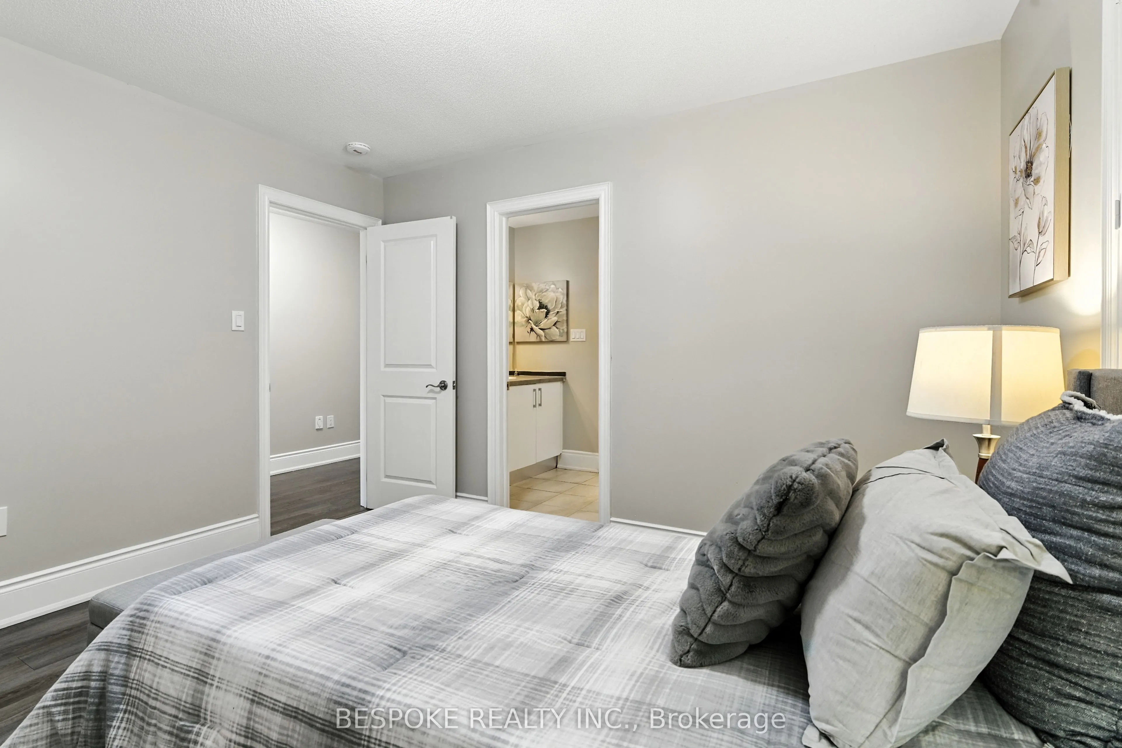 125 Lyle Drive, #Main & 2nd Floor