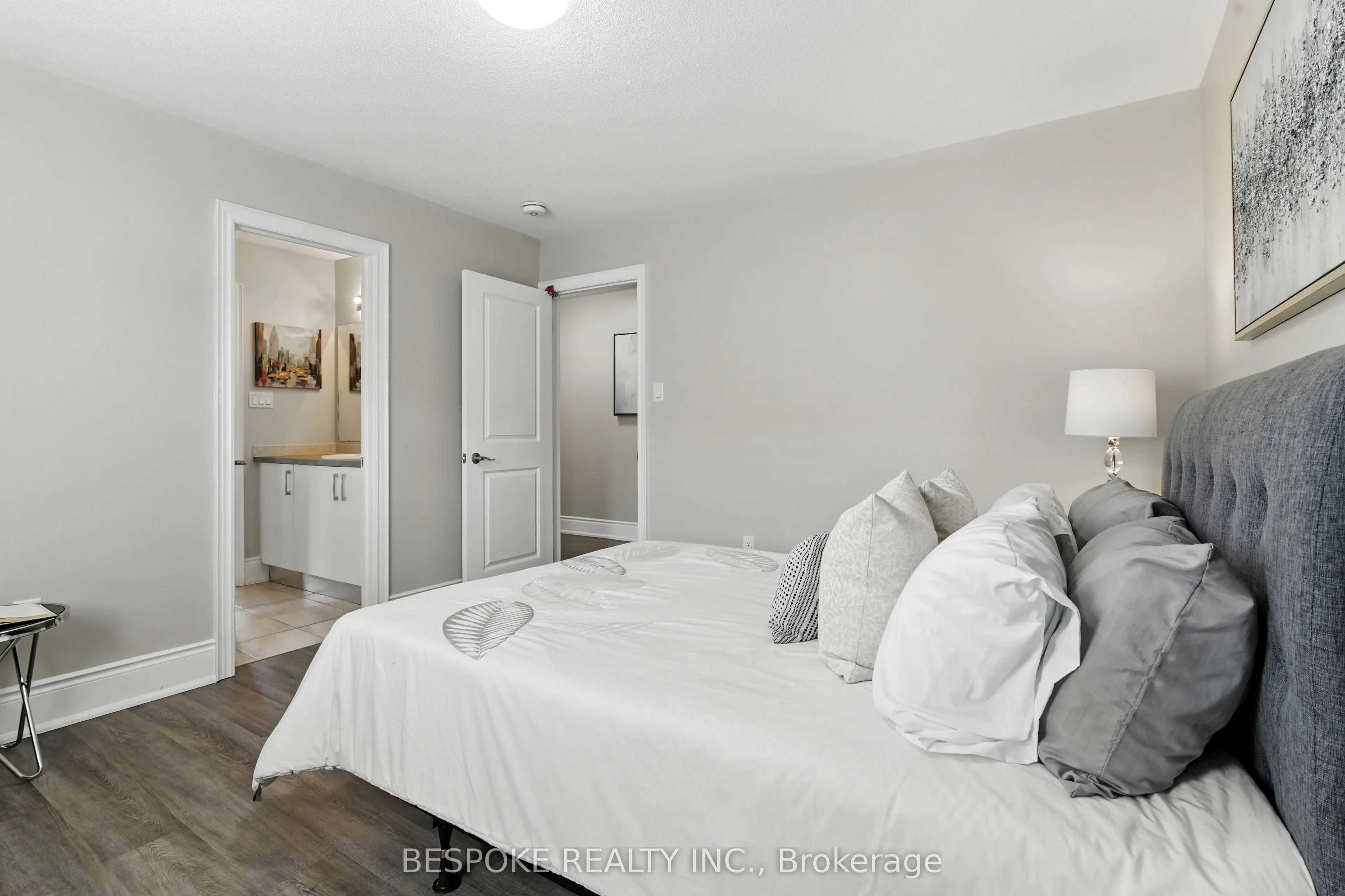 125 Lyle Drive, #Main & 2nd Floor