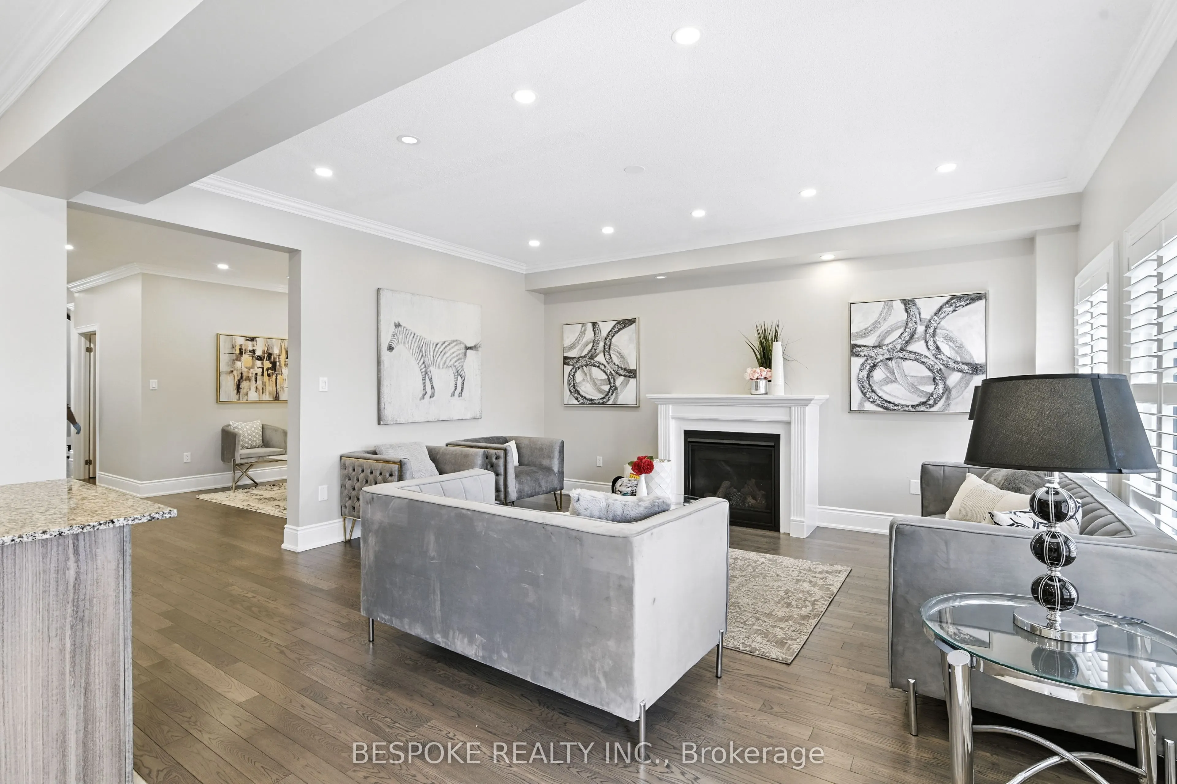 125 Lyle Drive, #Main & 2nd Floor